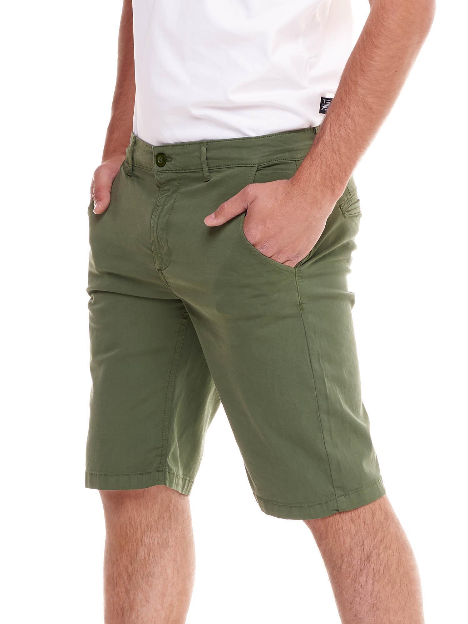 Minimalistische chinoshort voor heren 4/6