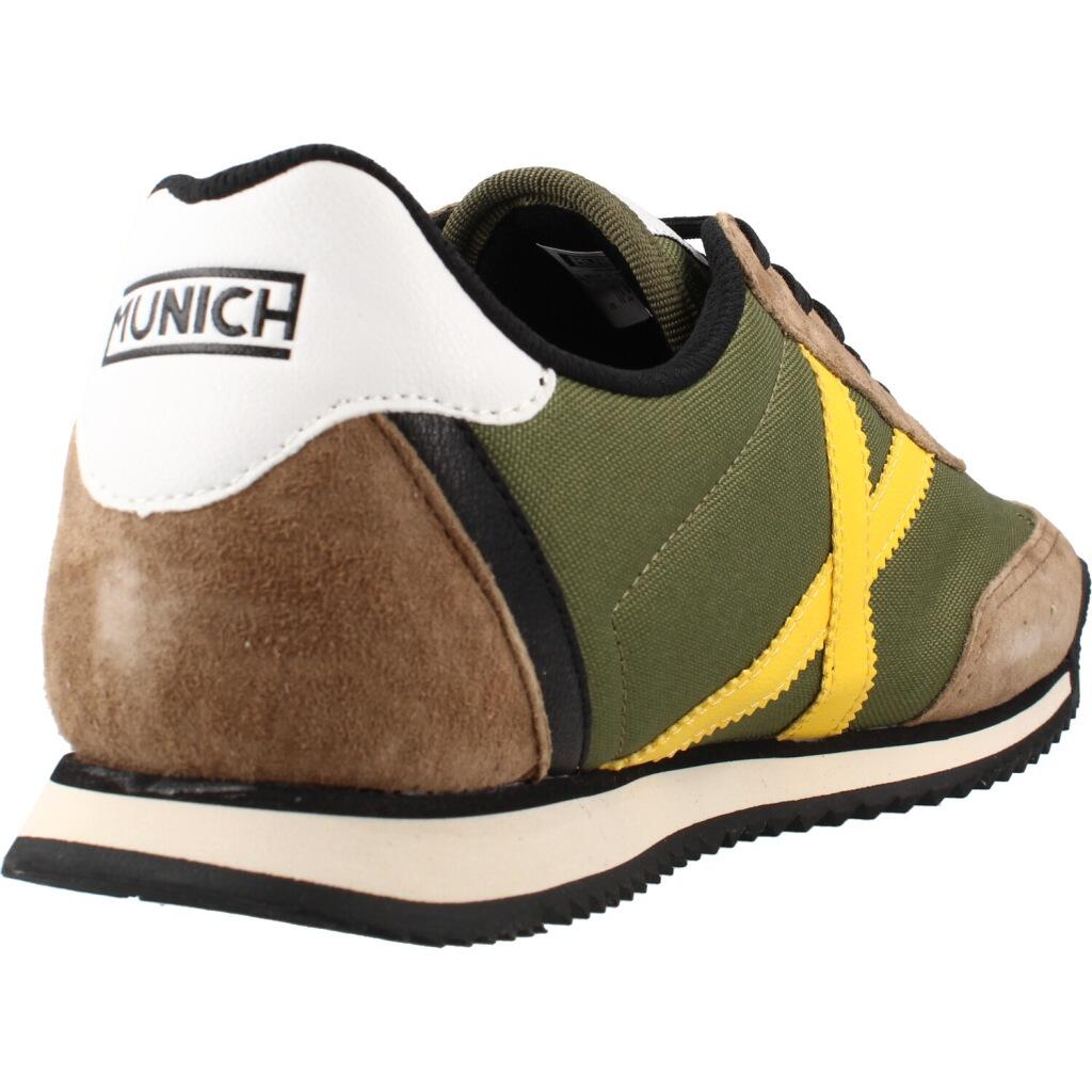Scarpe Munich modello 8033010 per uomini 3/5