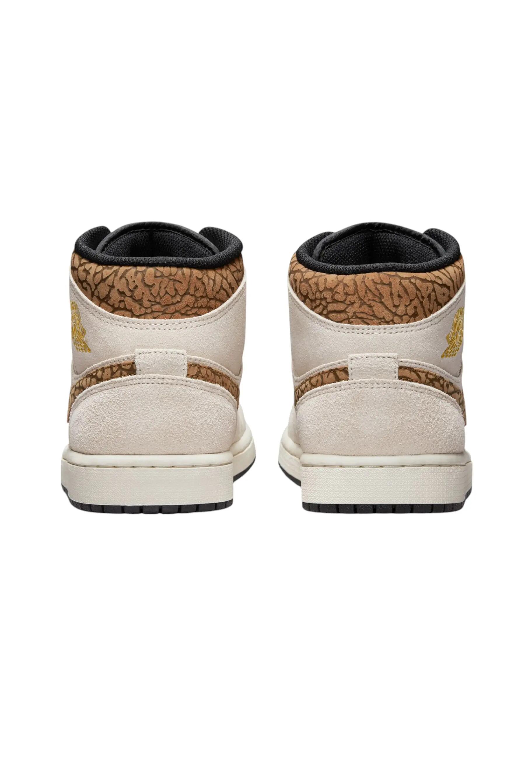 Schoenen  Air Jordan 1 Mid SE Brown Elephant 5/6