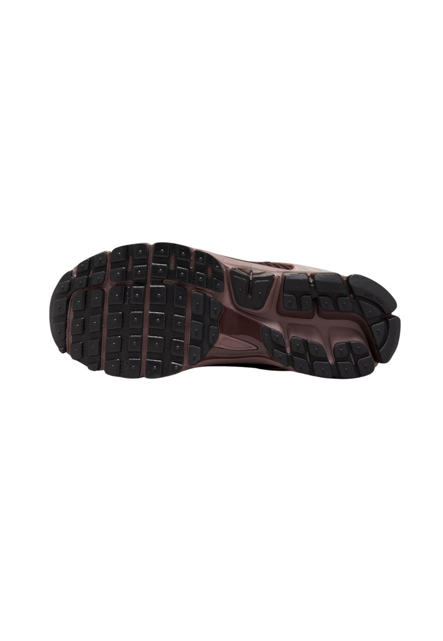 Tenis  Zoom Vomero 5 Plum Eclipse 6/6