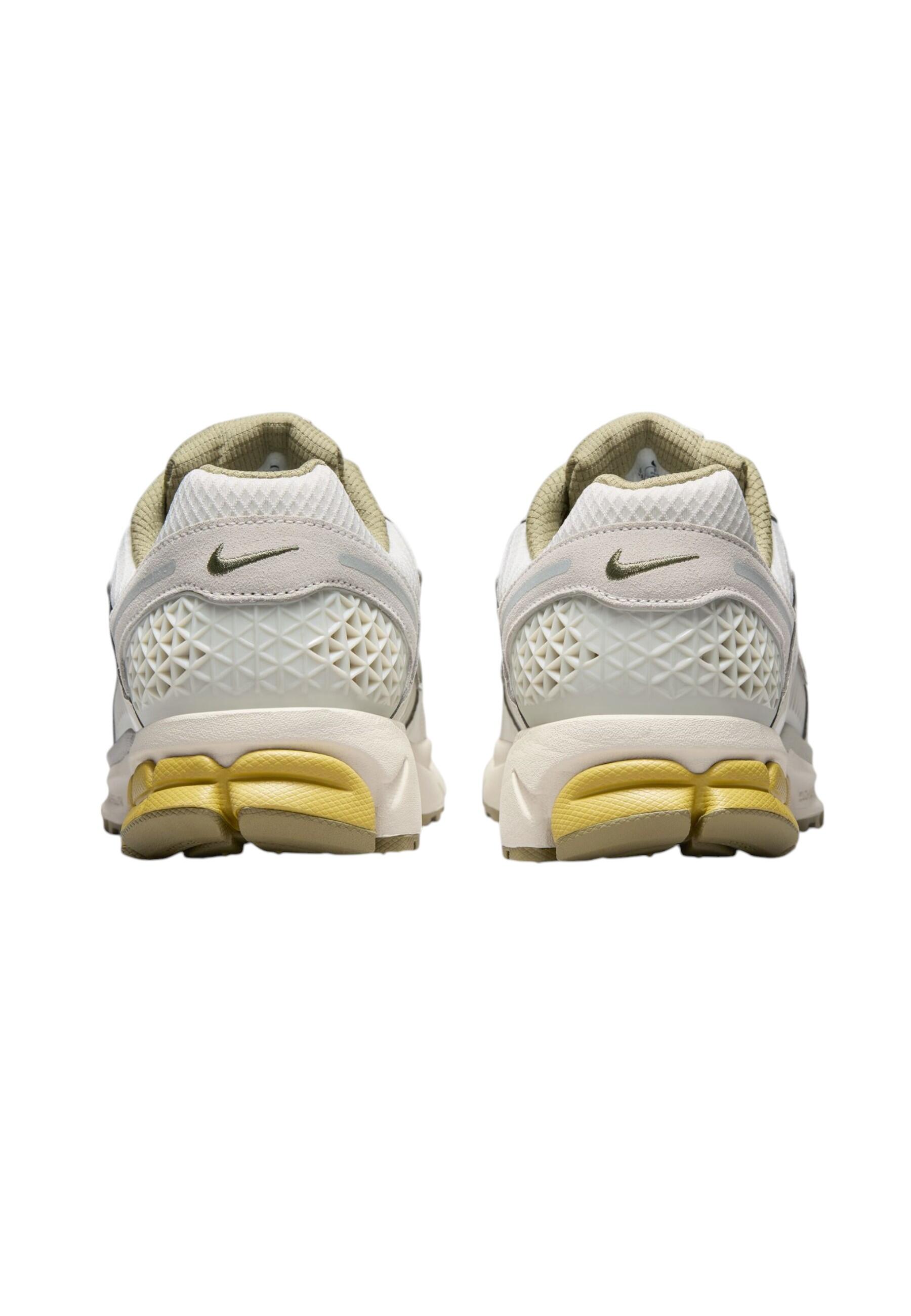 Chaussures  Zoom Vomero 5 Light Bone Medium Olive 5/6