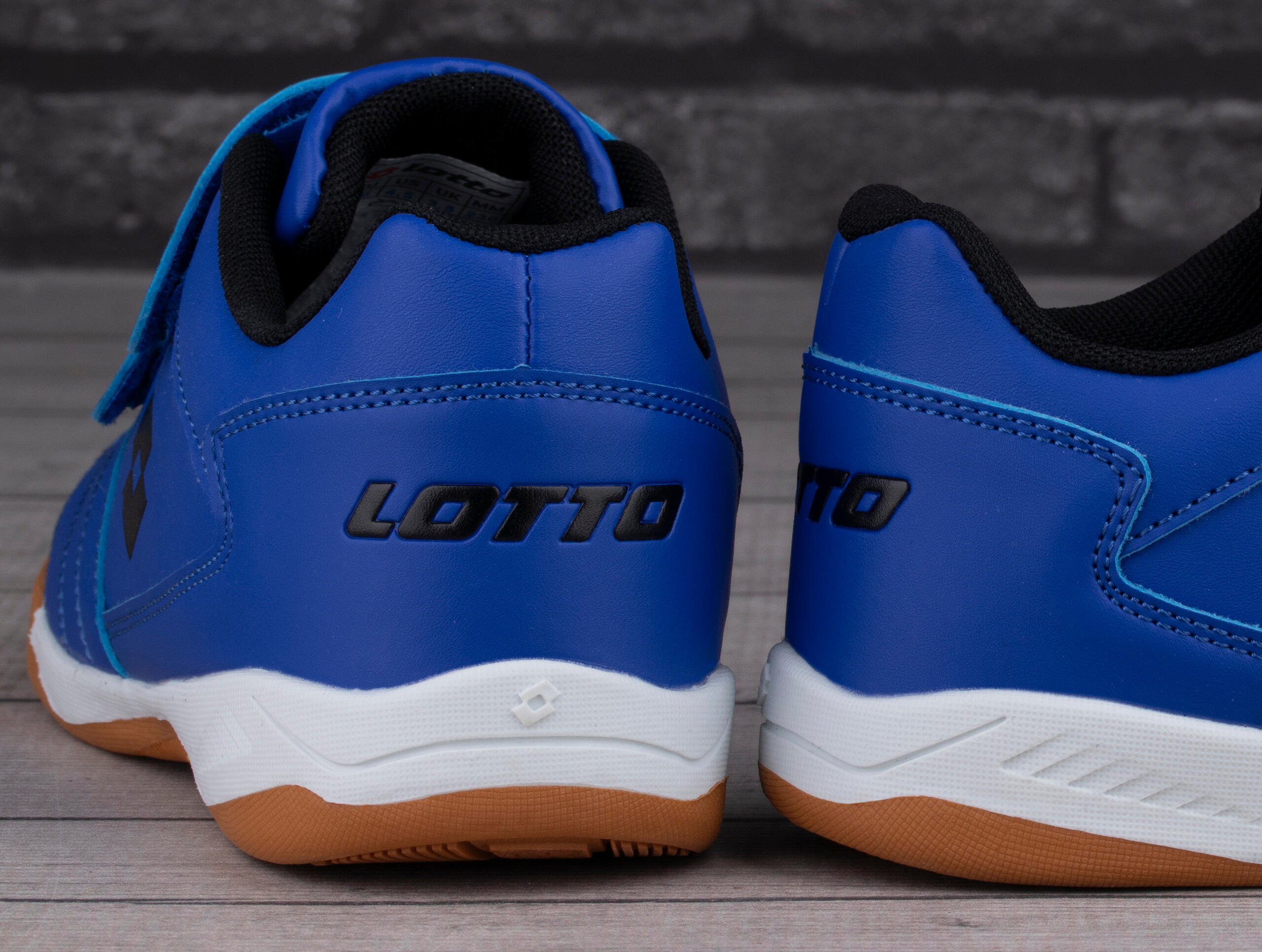 Scarpe da calcetto per ragazzi Lotto Pacer T 4/7