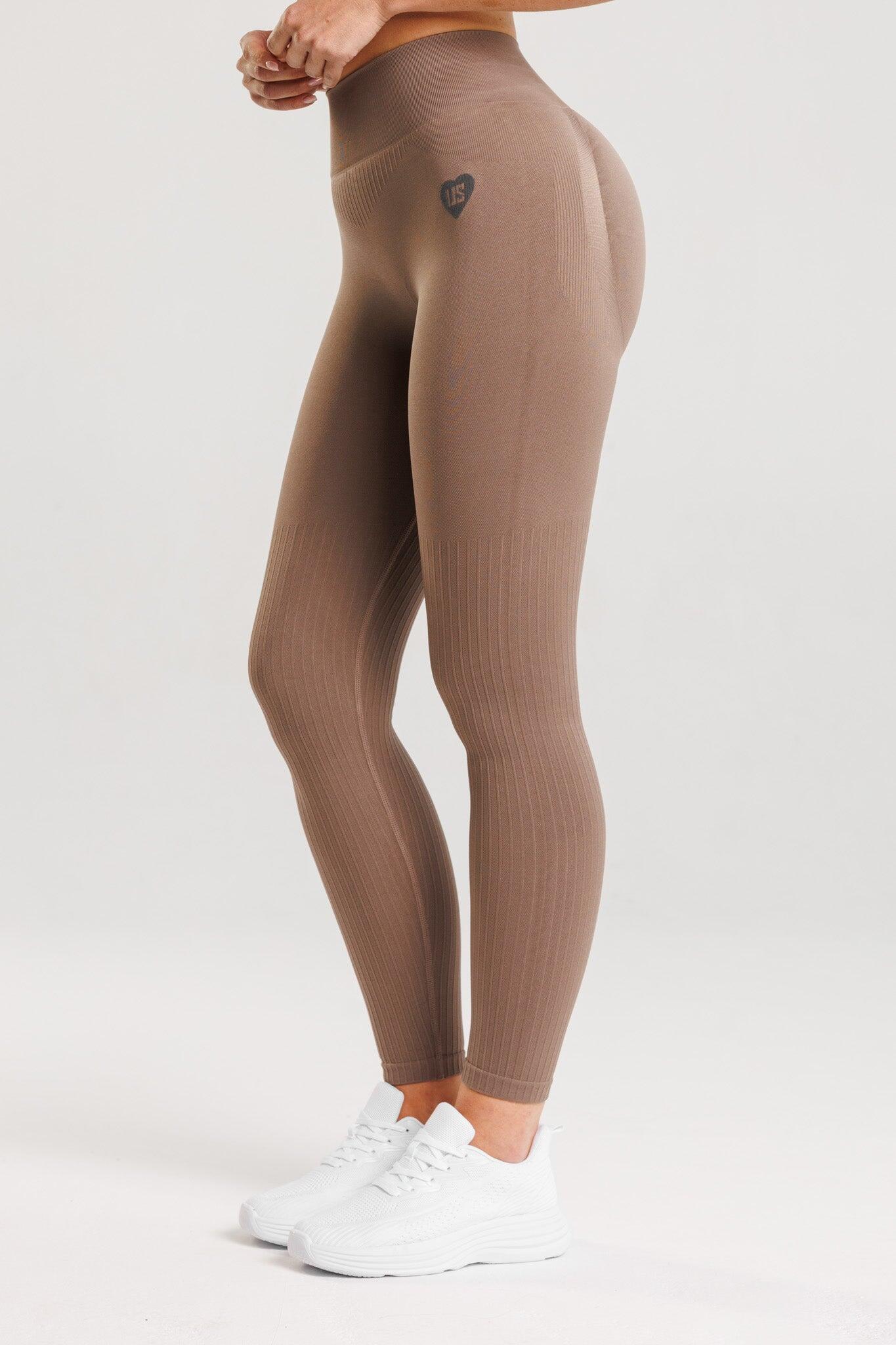 Legginsy bezszwowe damskie sportowe PUSH UP Nevada 3/4