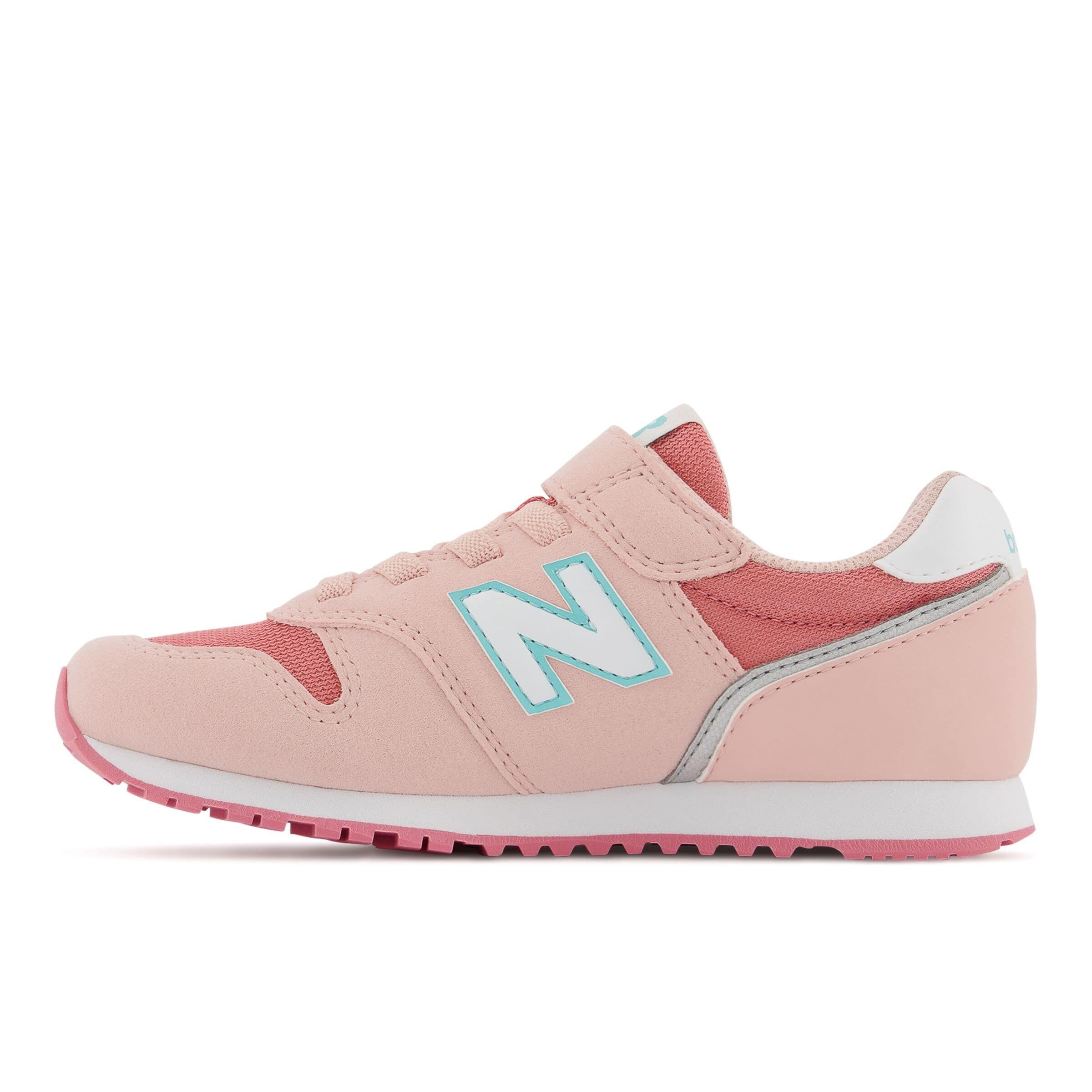 NEW BALANCE picture
