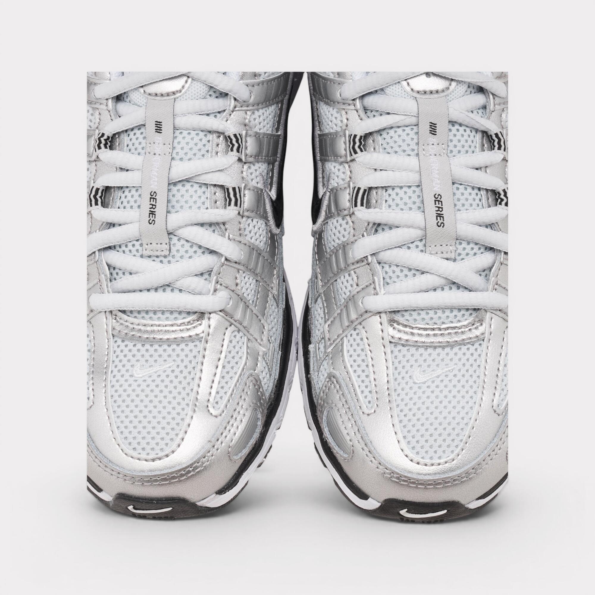 Nike Damen Sneaker P-6000 Metallic Silber, White-Pure Platinum 7/7