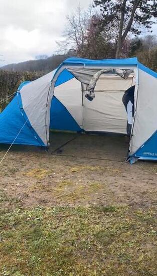 Entre Particuliers - TENTE DE CAMPING POUR FAMILLE