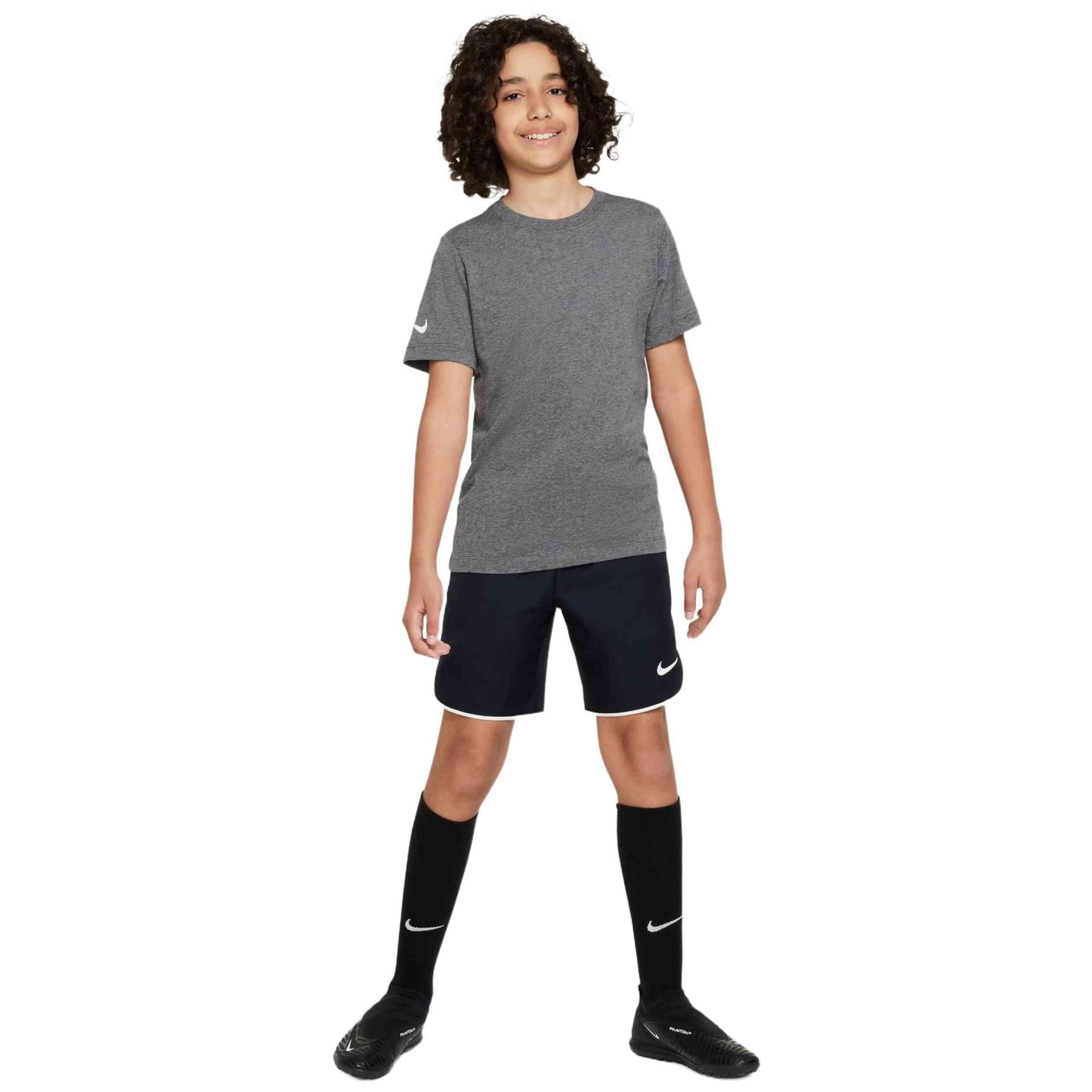T-shirt Nike modèle CZ0909-071 pour enfants 4/4