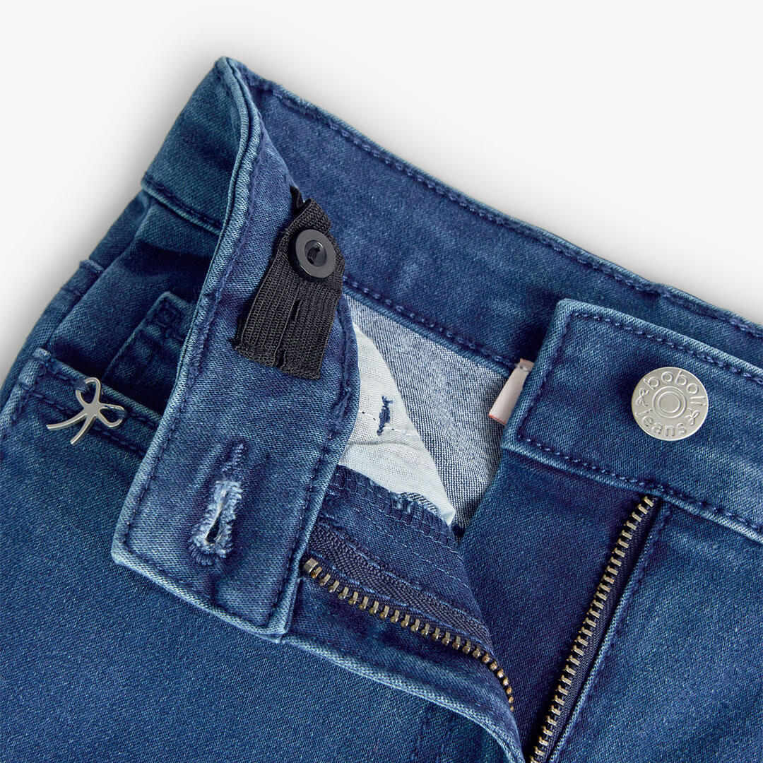 Pantalón vaquero elástico para niña azul 3/4