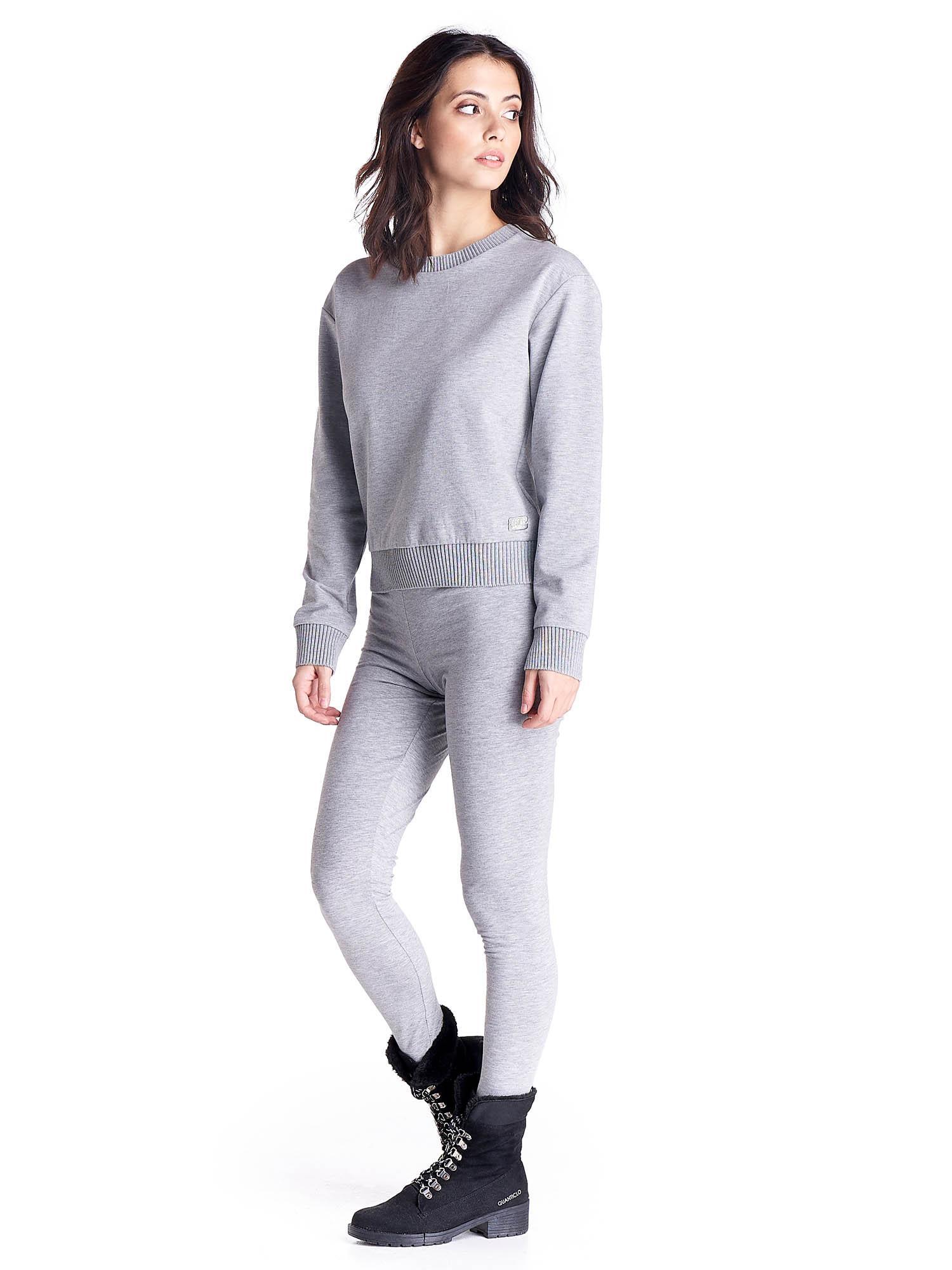 Bluzy damskie Greysongreys z okrągłym dekoltem