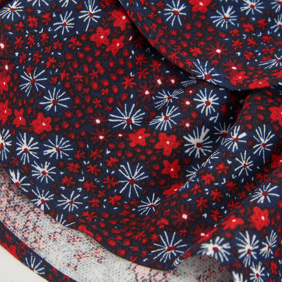 Falda estampado flores azul marino con volantes 4/4