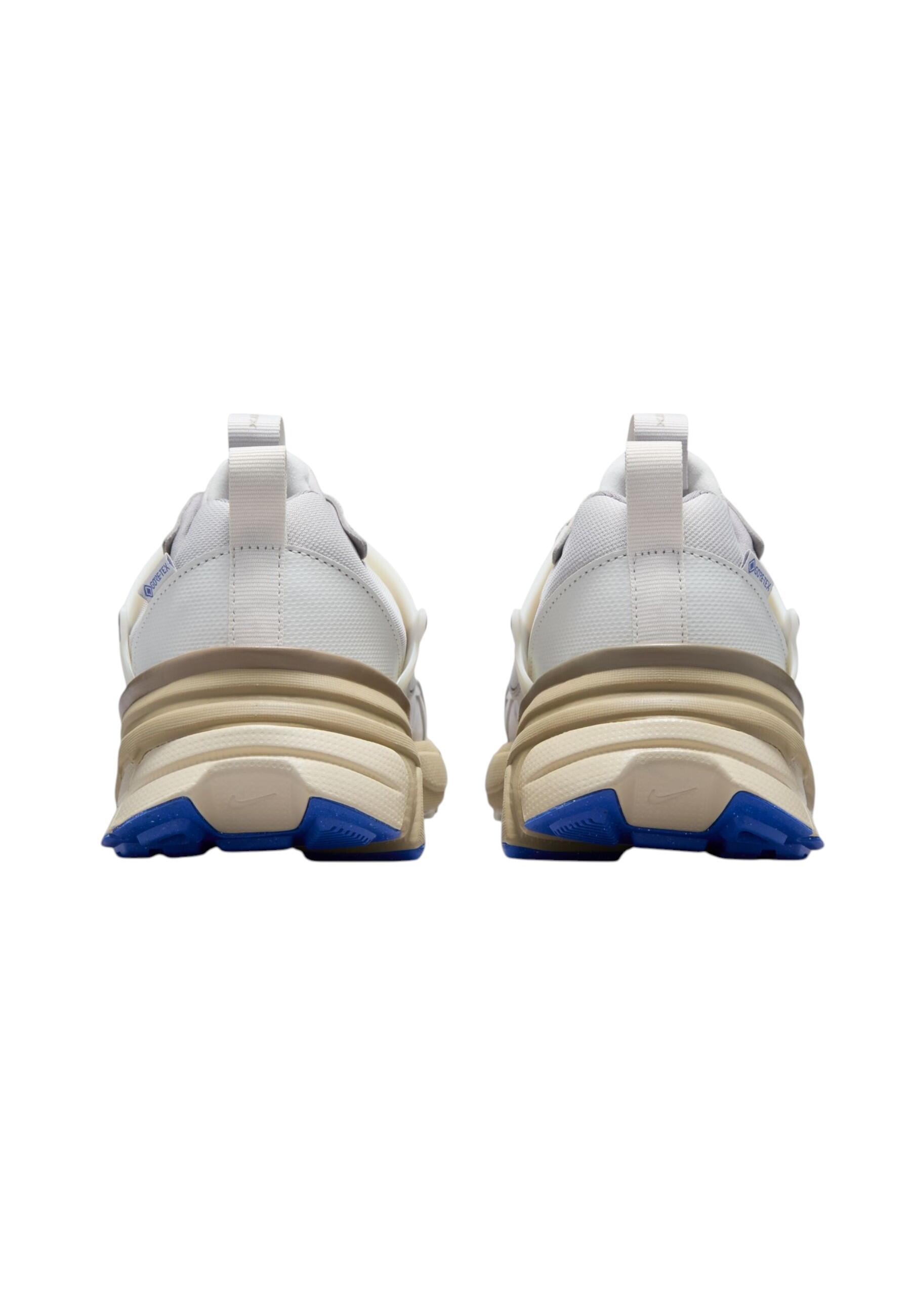 Nike Sportswear - Sneakers W NIKE V2K RUN GTX in pelle per donna 5/6
