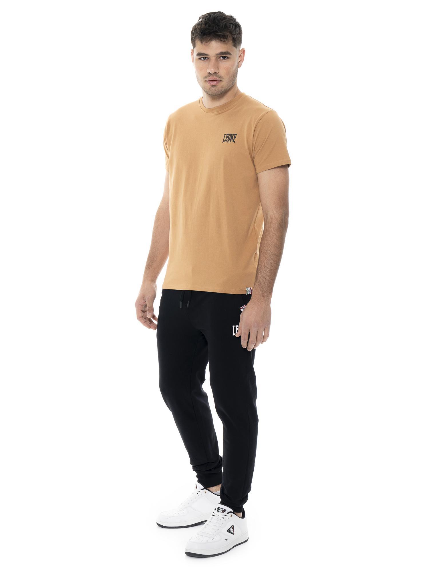 T-shirt da uomo in cotone elasticizzato a manica corta con logo piccolo "Basic" 2/5