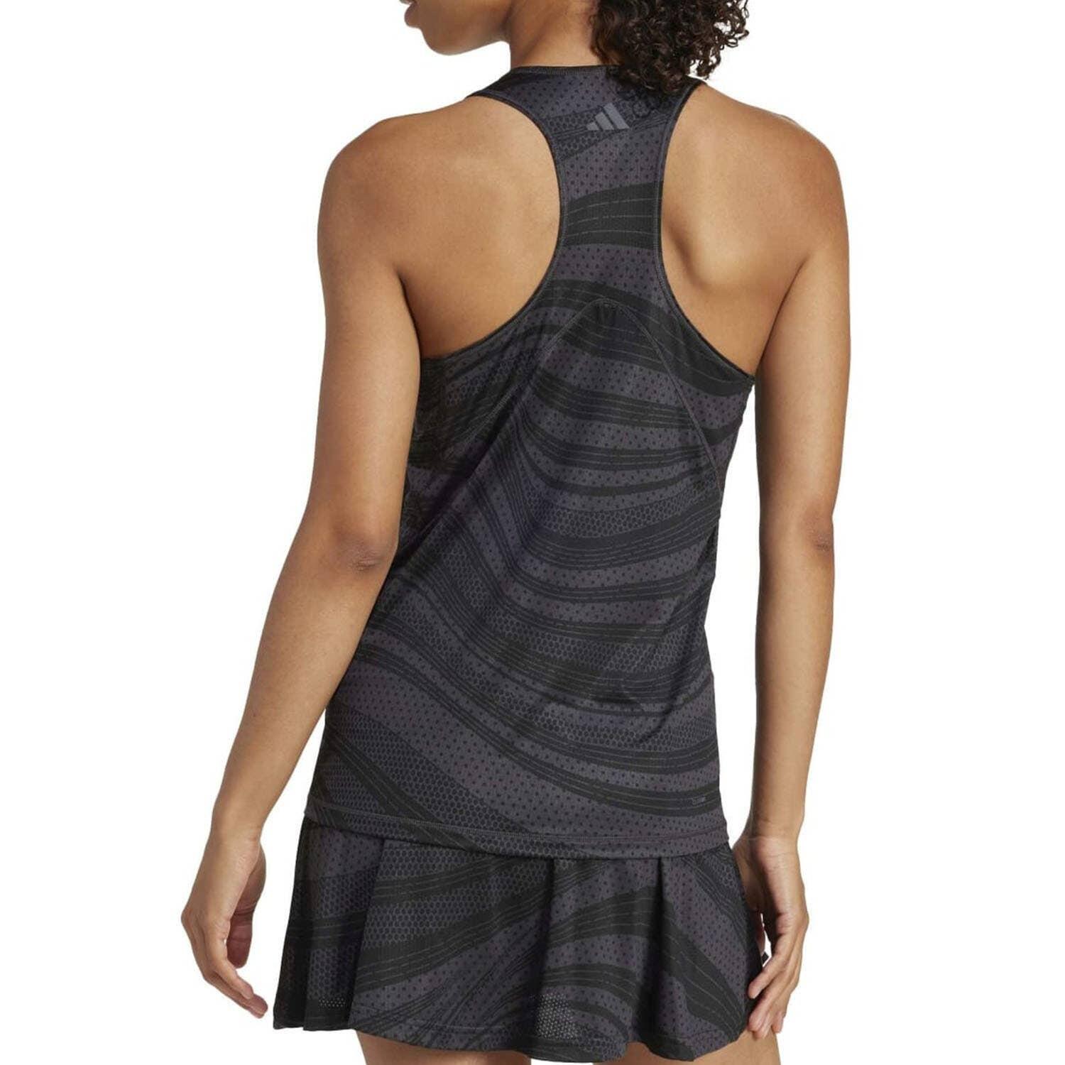 Vestito da donna adidas Club Graphic 2/4