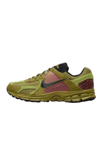 Nike Sportswear - Sneakers NIKE ZOOM VOMERO 5 en cuir pour homme et femme