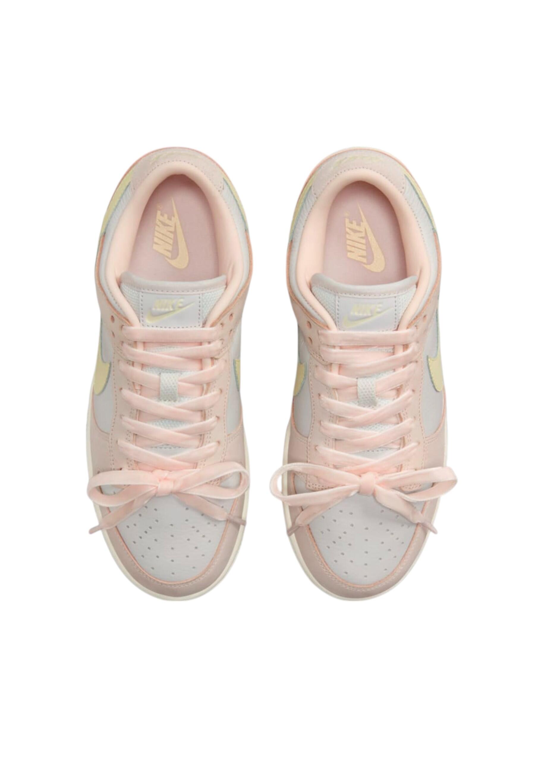 Nike Sportswear - Sneakers W NIKE DUNK LOW PRM in sintetico per donna 2/4