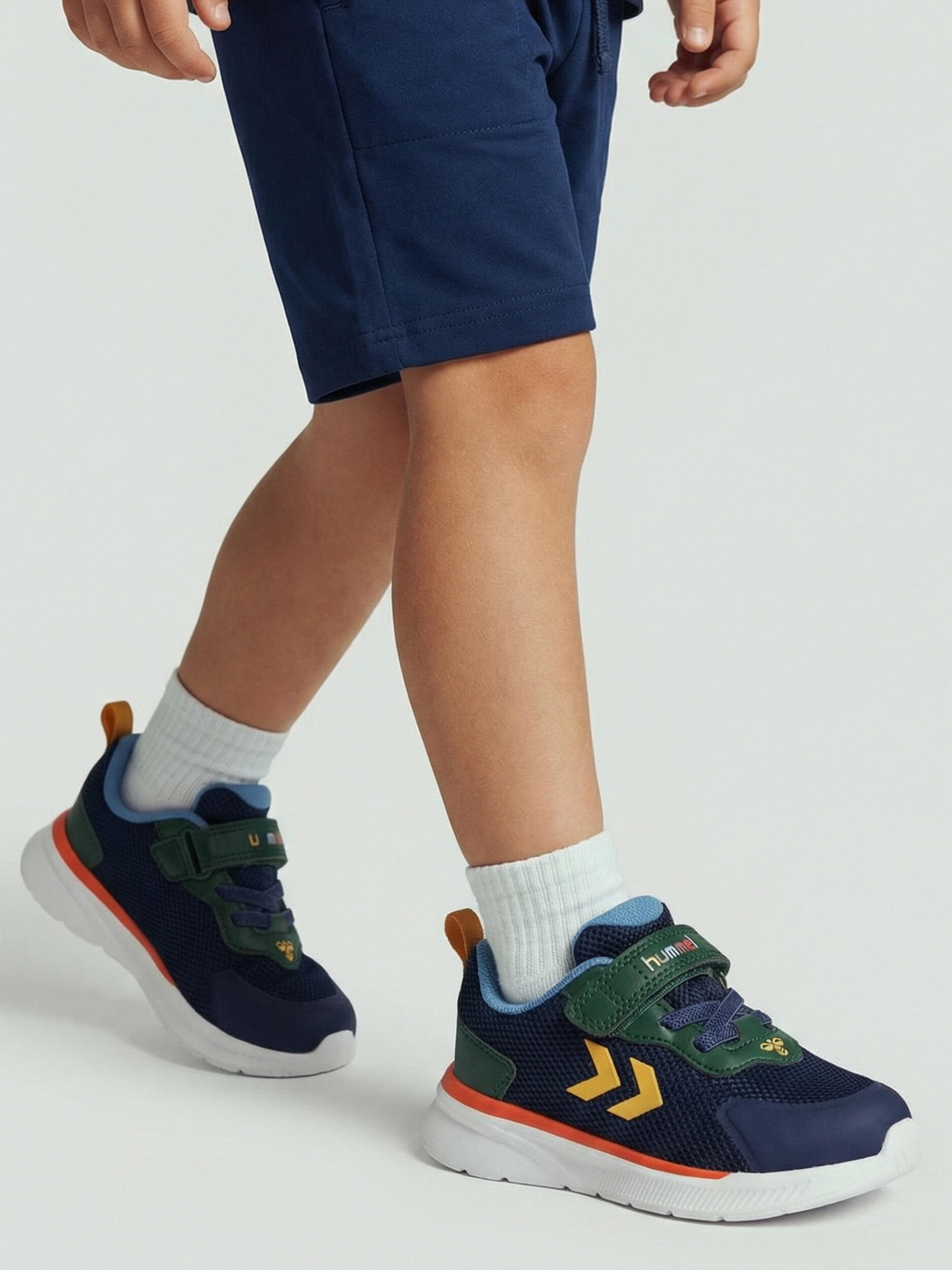 navyblau / bunt