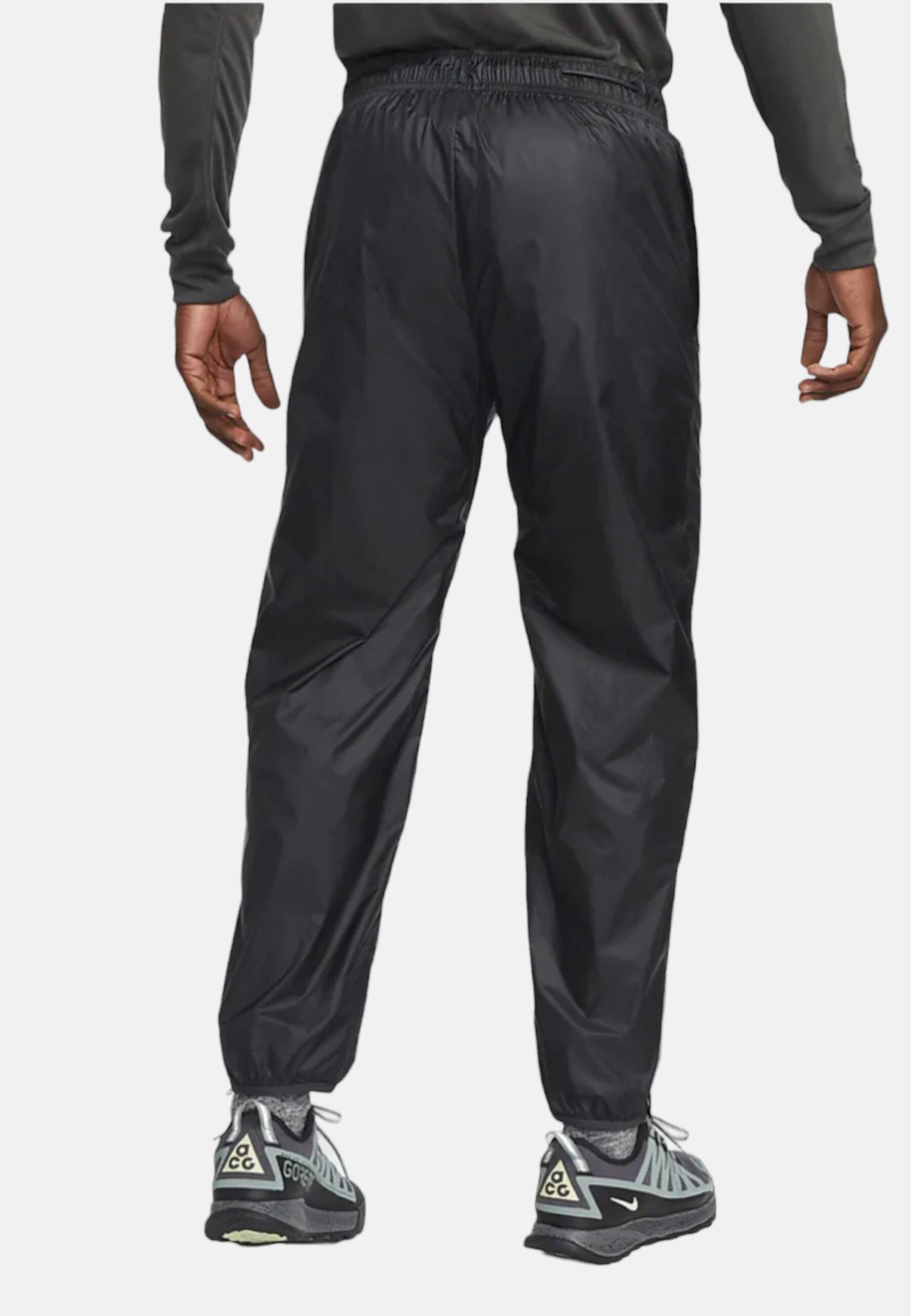 Nike Sportswear - Pantaloni tuta ACG in Nylon per uomo 2/4