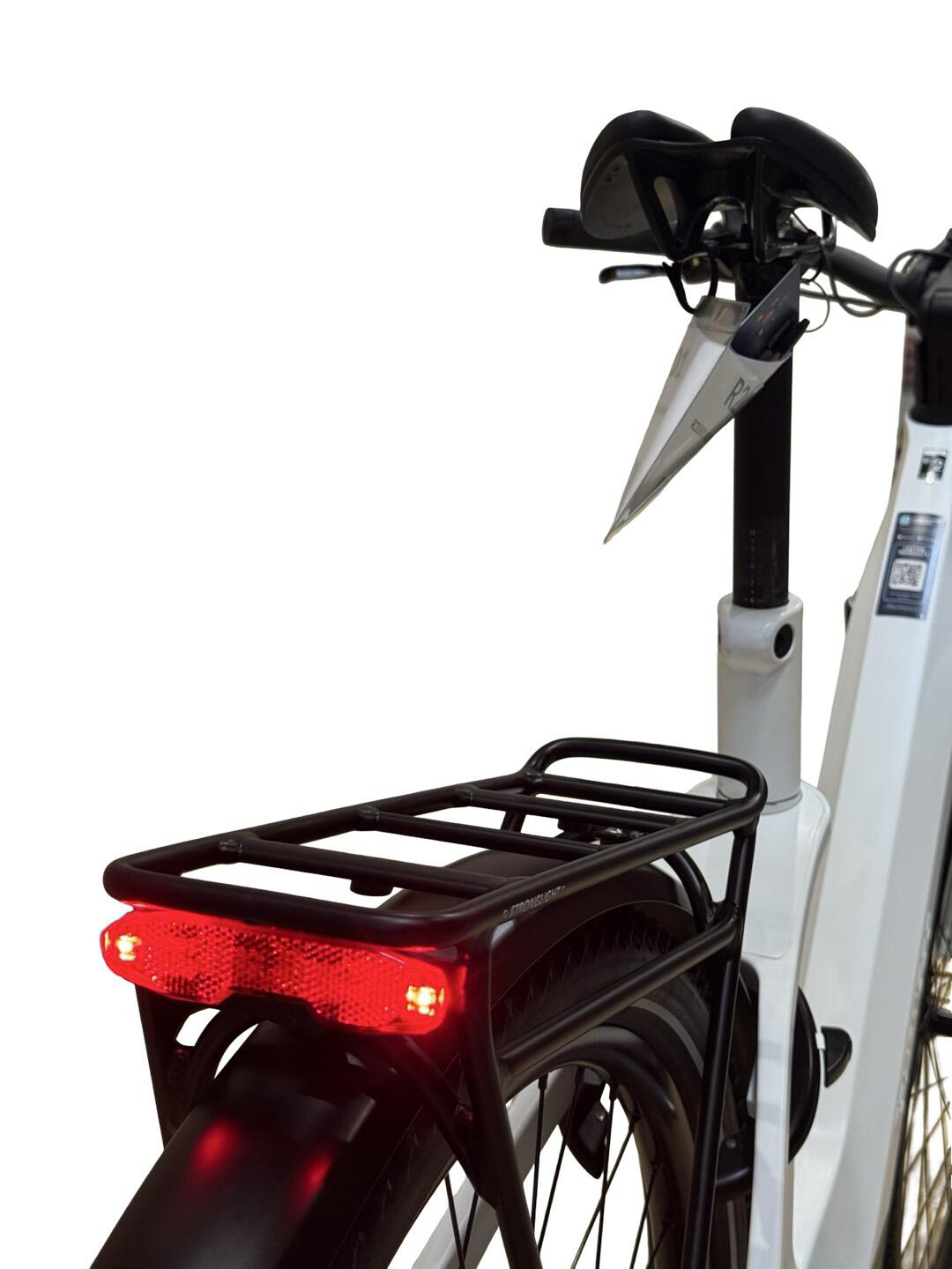 Segunda Vida -  bicicleta eléctrica Advanced Trekking Reco Nexus - Como nuevo 5/7