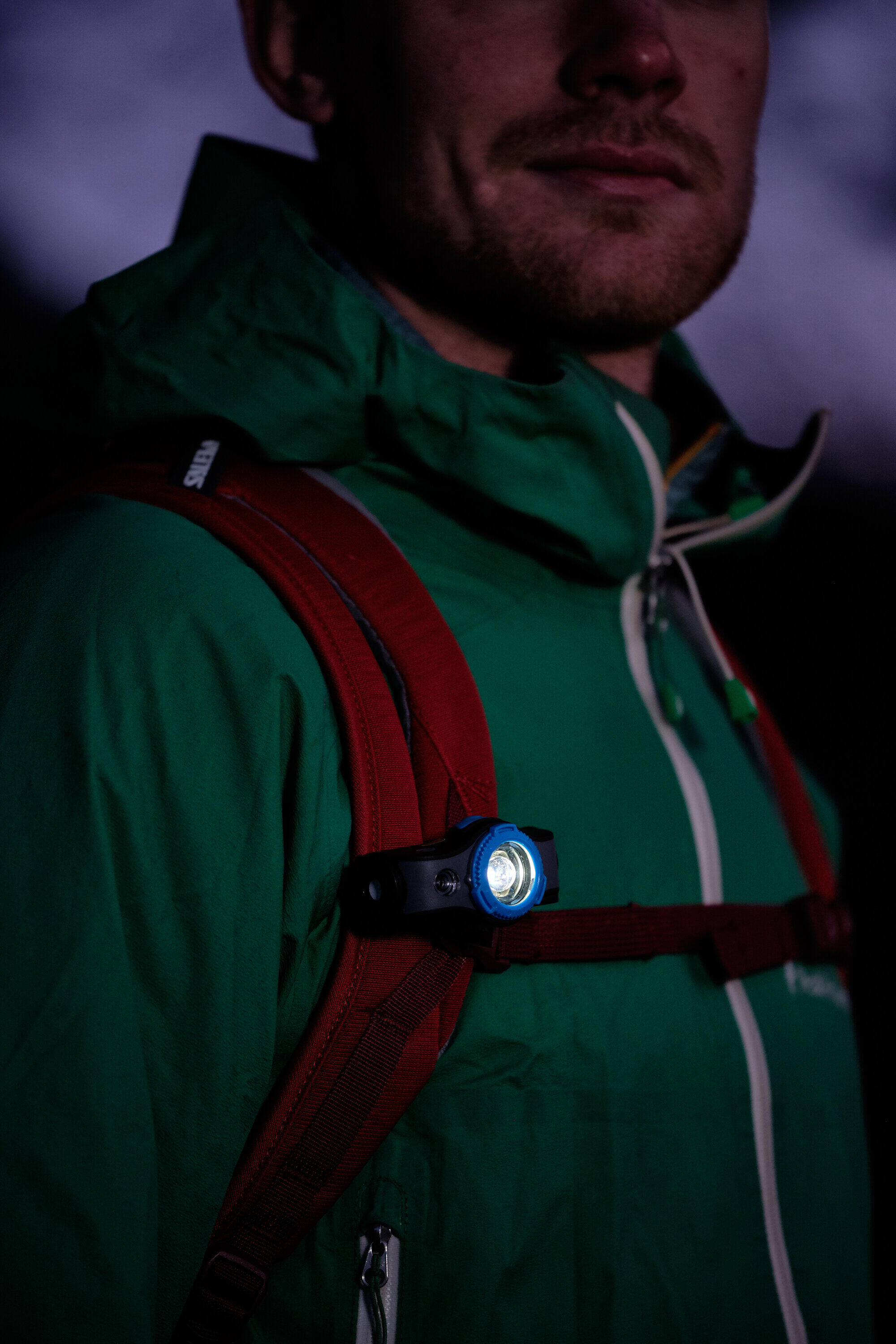 Lampe frontale LED rechargeable – Trail, Randonnée – 400lm, IP54, 180m – MH5 3/7