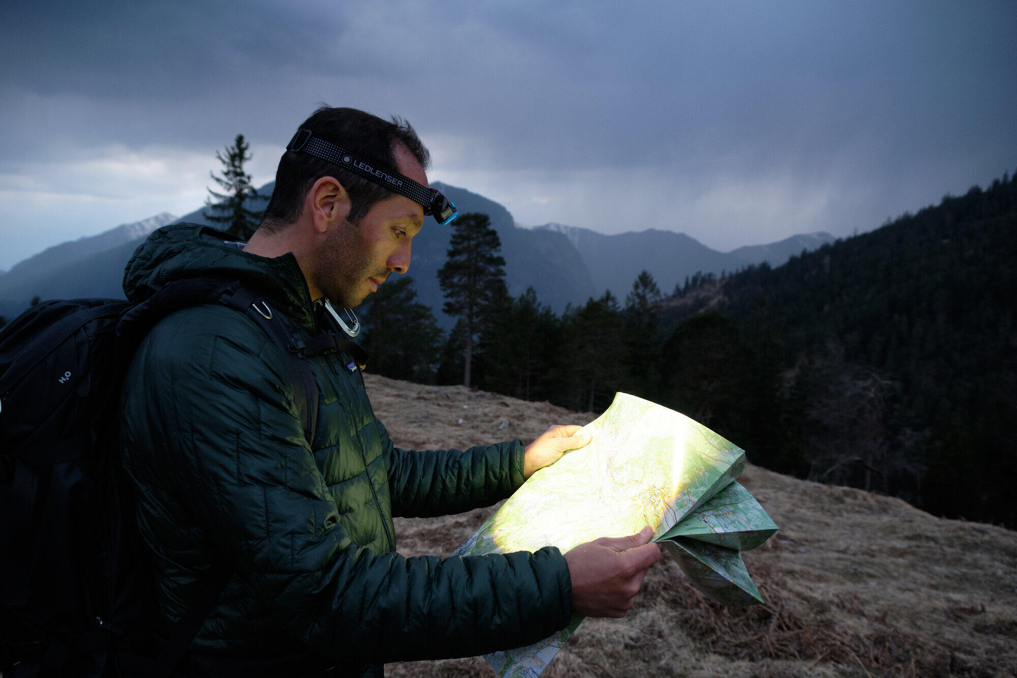 Lampe frontale LED rechargeable – Trail, Randonnée – 400lm, IP54, 180m – MH5 7/7