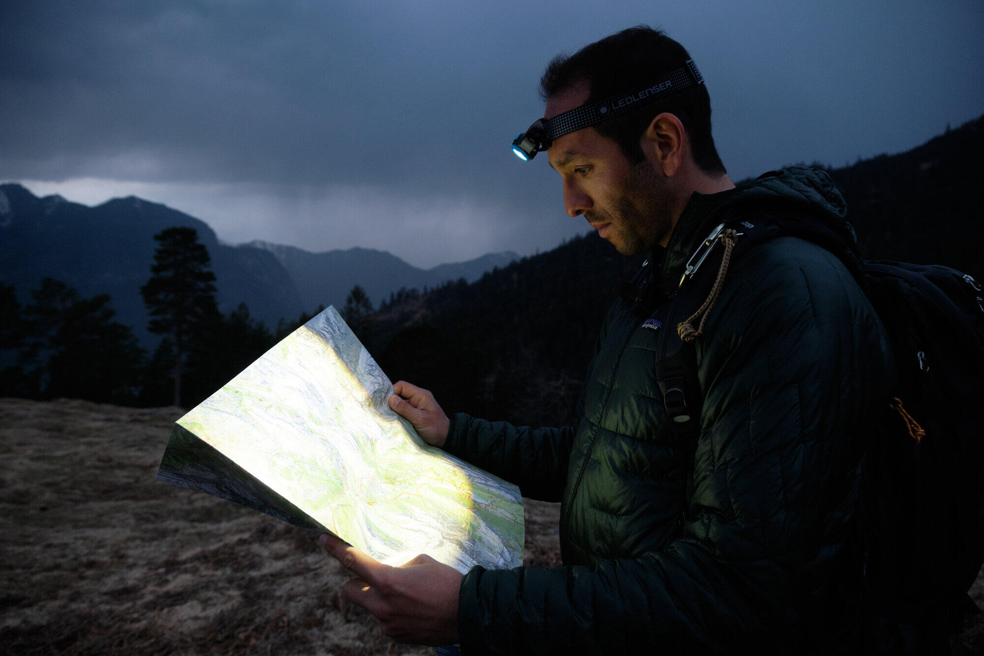 Lampe frontale LED rechargeable – Trail, Randonnée – 400lm, IP54, 180m – MH5 6/7