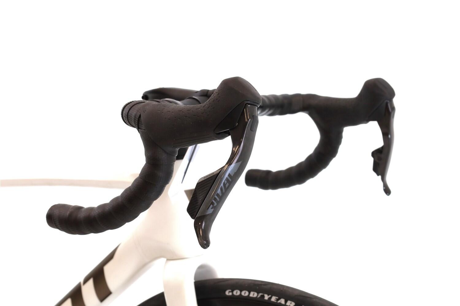 Tweedehands racefiets ·  Defy Advanced Pro 1 AXS 12V · Zeer goede toestand 6/8