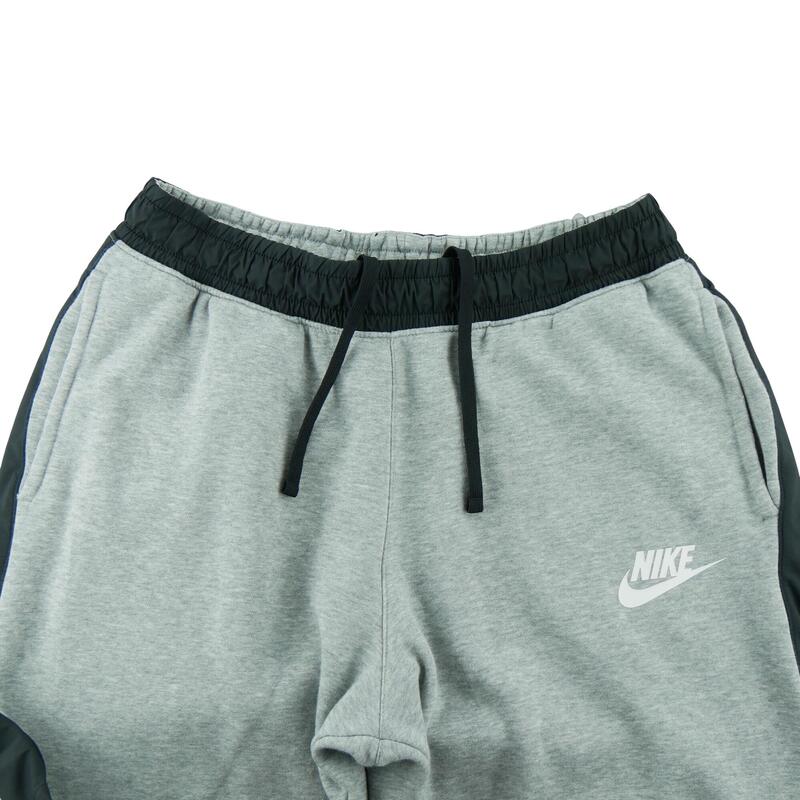 Second life - Nike Pantaloni sport bărbați - Ca nou