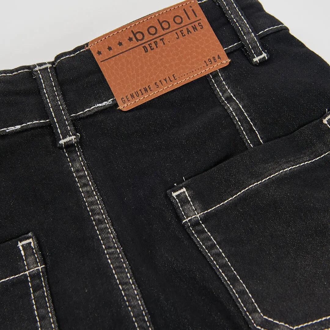 Pantalón denim niño negro con costuras blancas 4/4