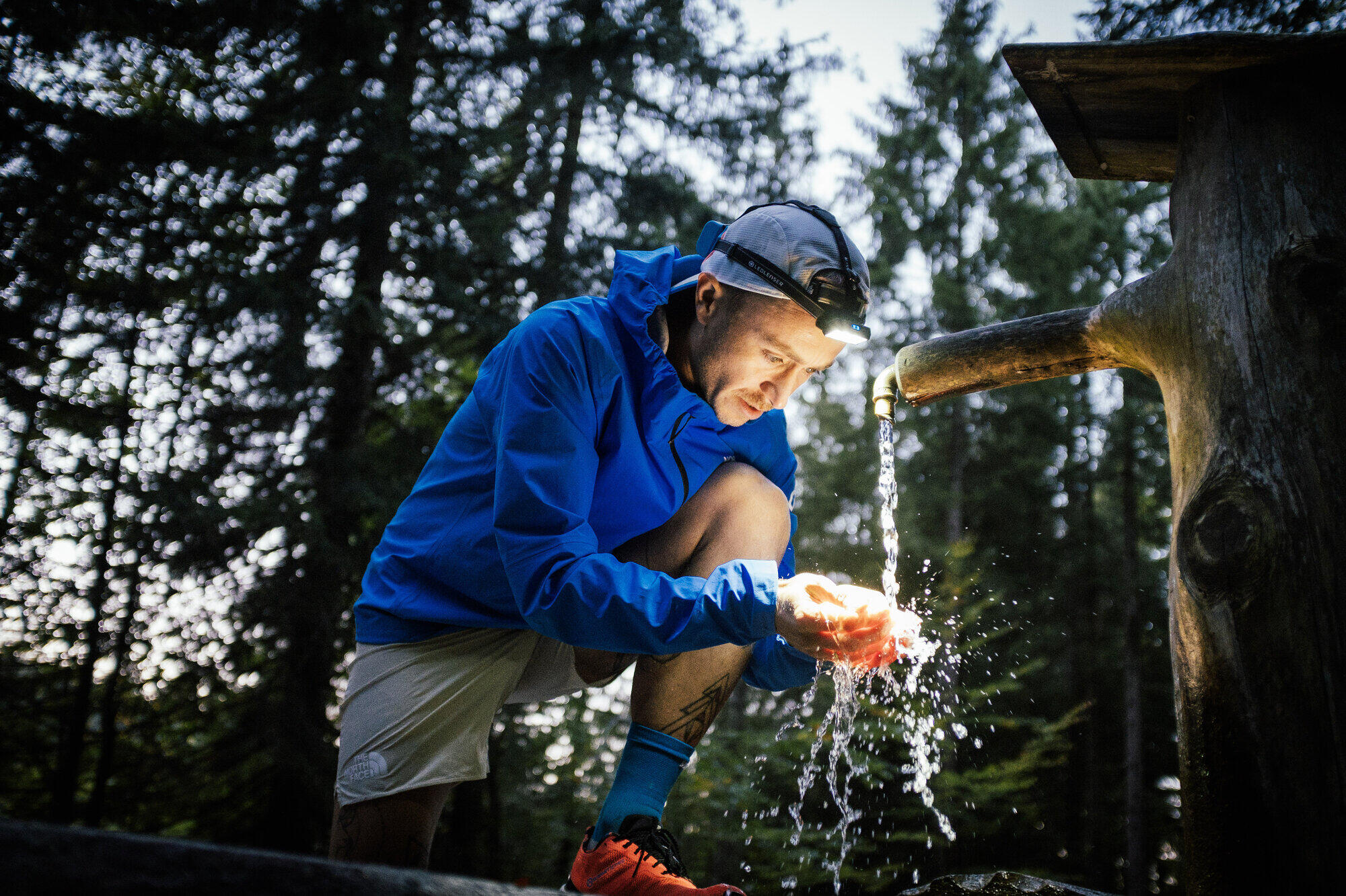 Lampe frontale LED rechargeable –Trail running –1200 lm, IP54, 200m – NEO9R Bleu 6/7