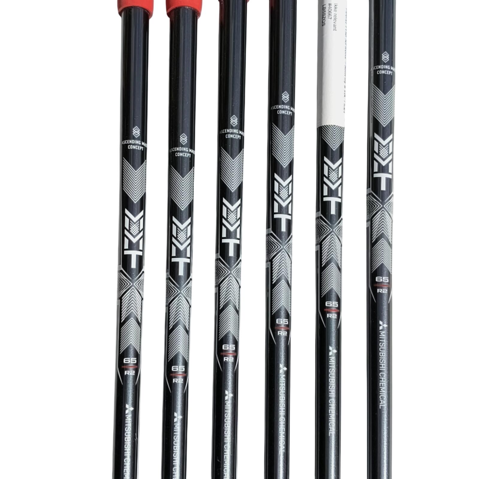 Titleist T250★ IJzerset / 6-PW+GW / Flex Regular / Grafiet 4/7