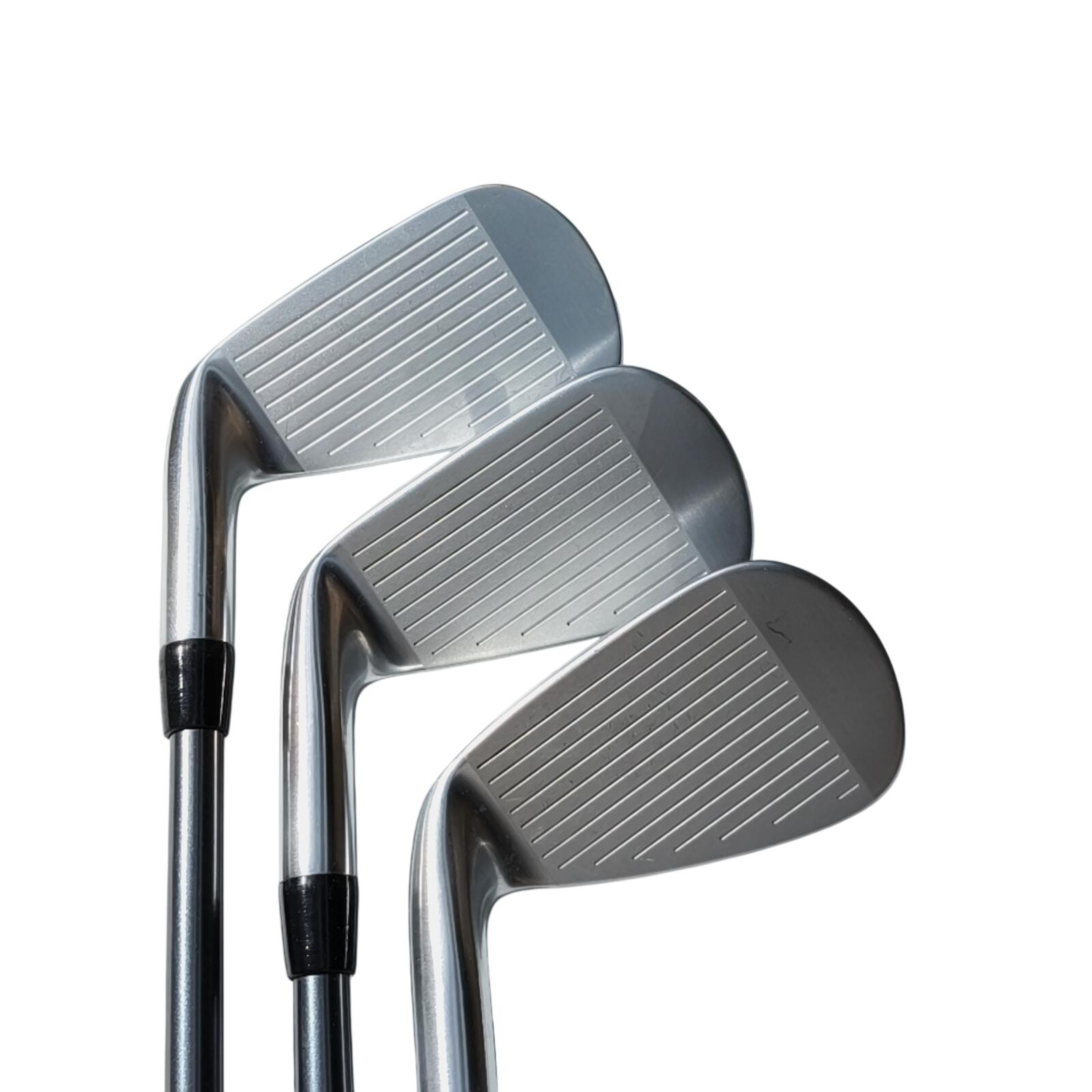 Titleist T250★ IJzerset / 6-PW+GW / Flex Regular / Grafiet 6/7
