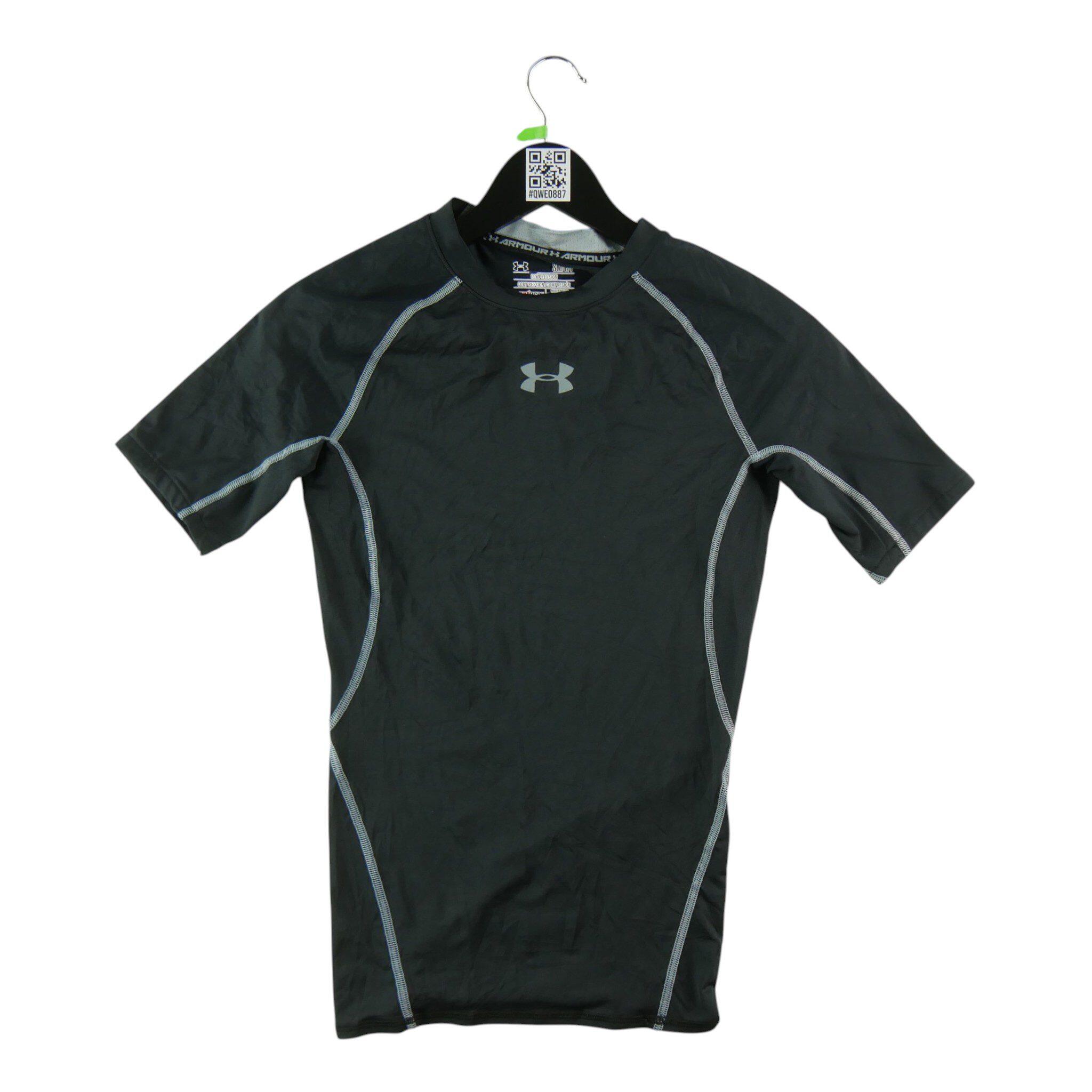 UNDER ARMOUR picture