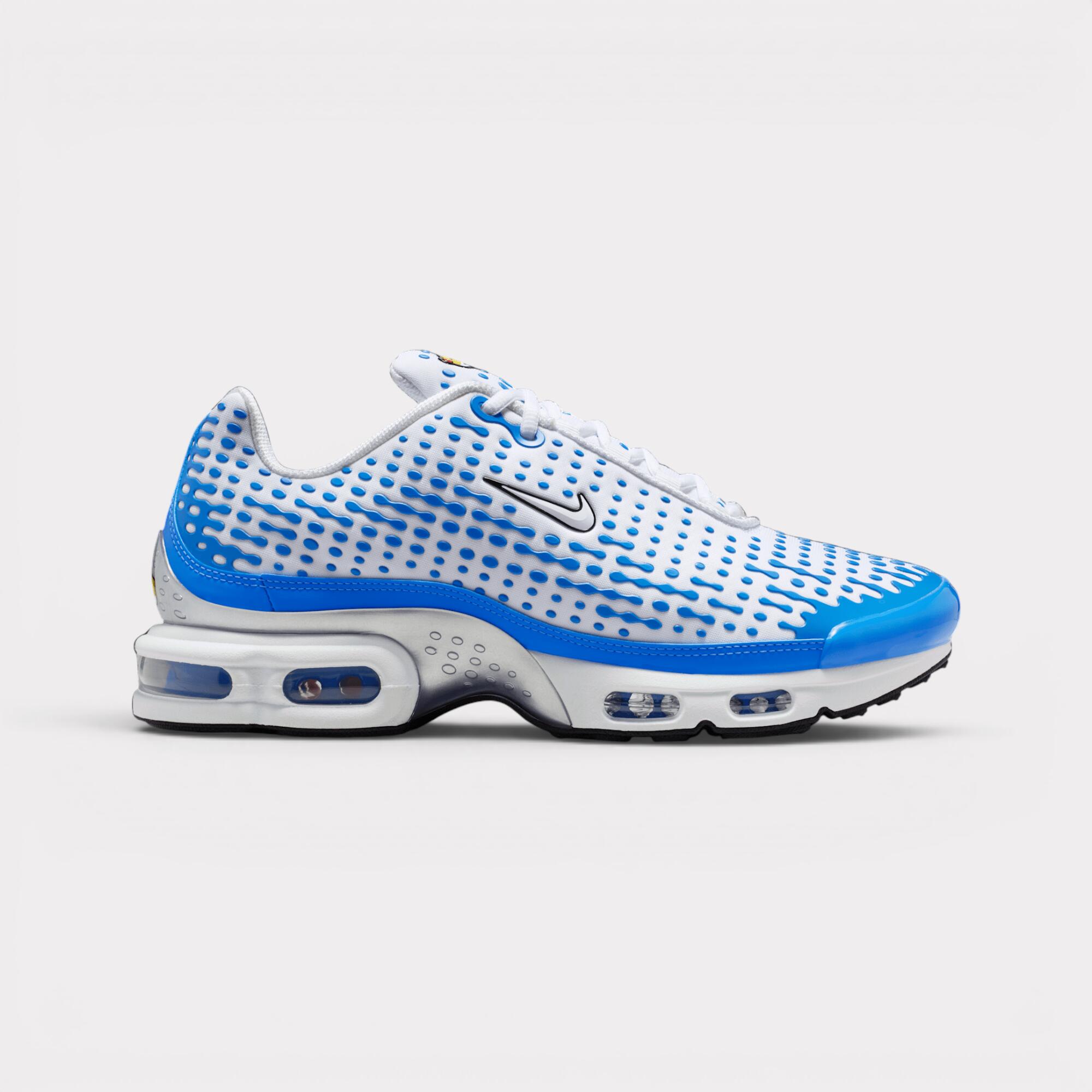 NIKE picture