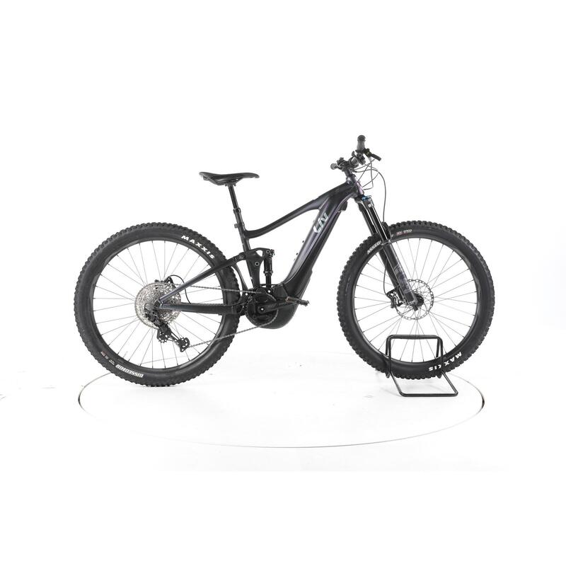 0009328e-f7c6-45c3-9d88-758a7b24f249_c1