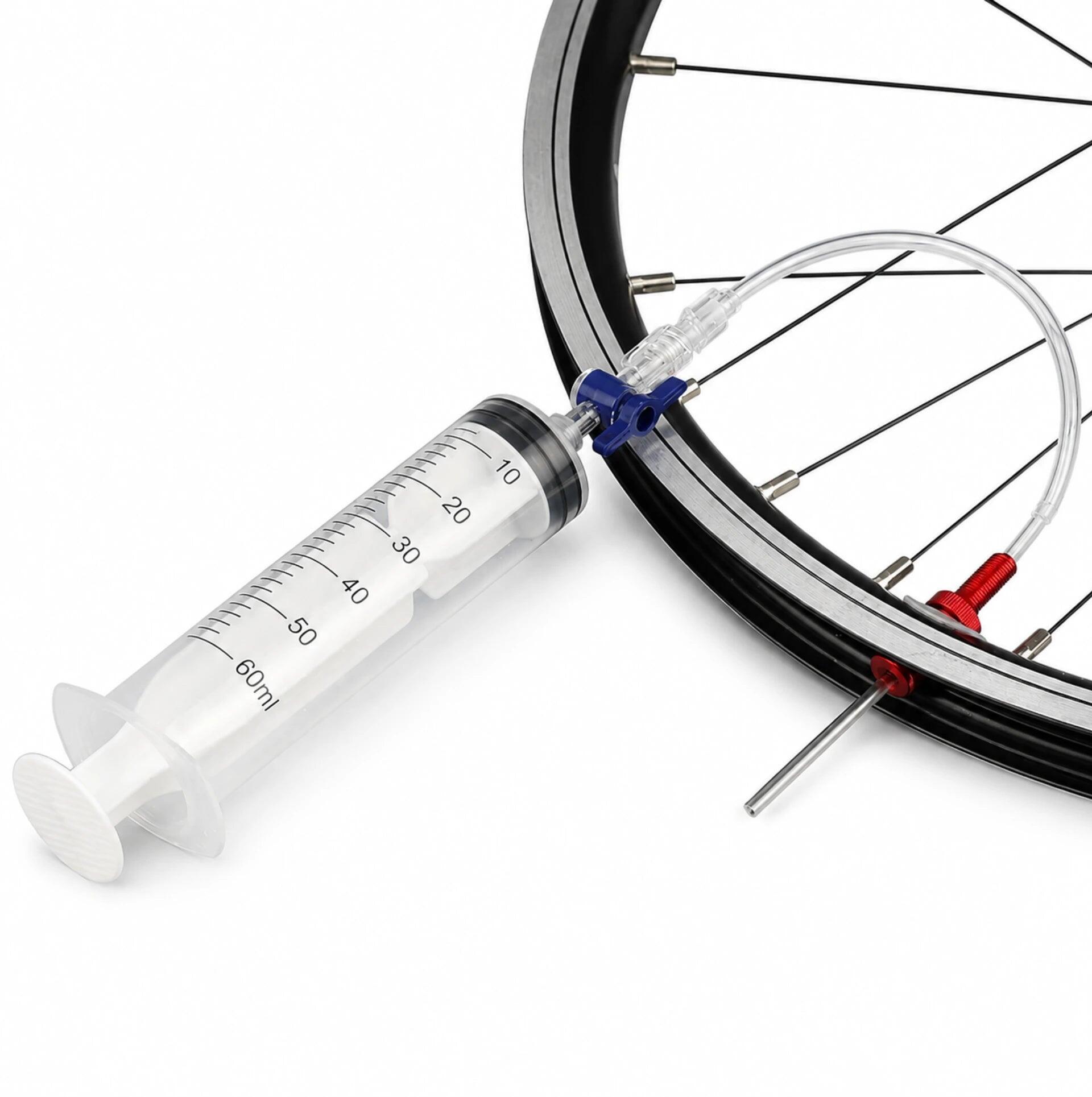 Zestaw do wstrzykiwania płynu tubeless rower – strzykawka 60 ml + narzędzie 2/7