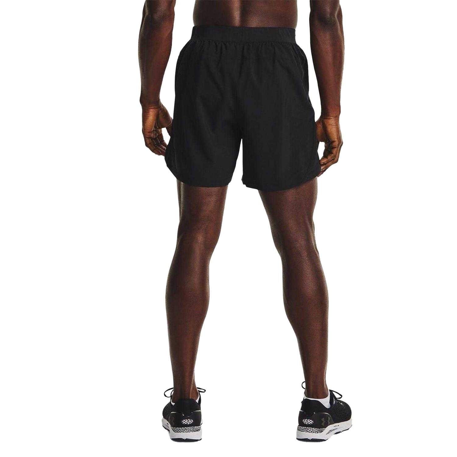 Pantaloncini Da Corsa Leggera Uomo Under Armour Launch Nero 3/7