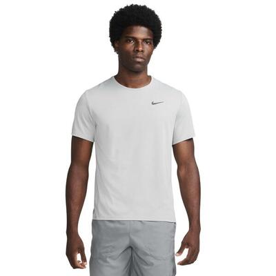 Heren tshirt miler met swoosh en reflecterende details (grijze mist)
