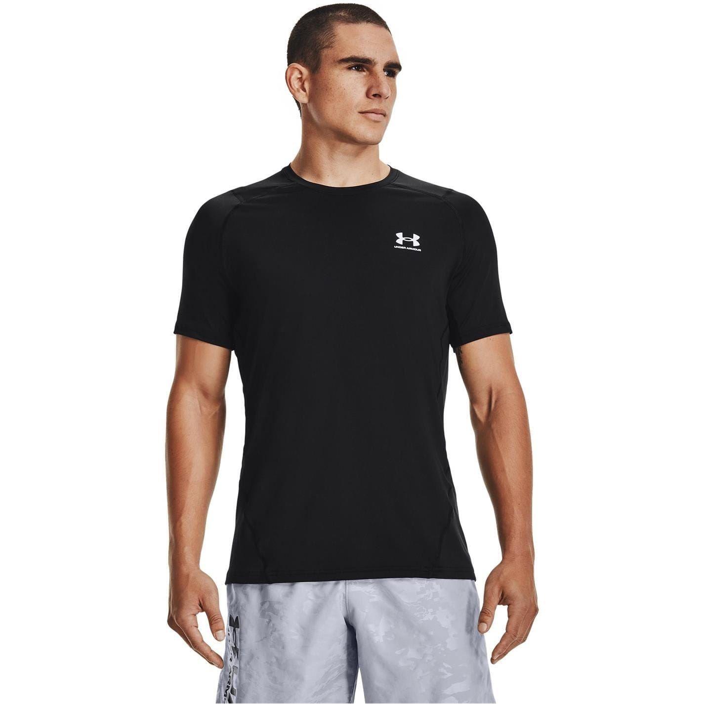 UNDER ARMOUR picture