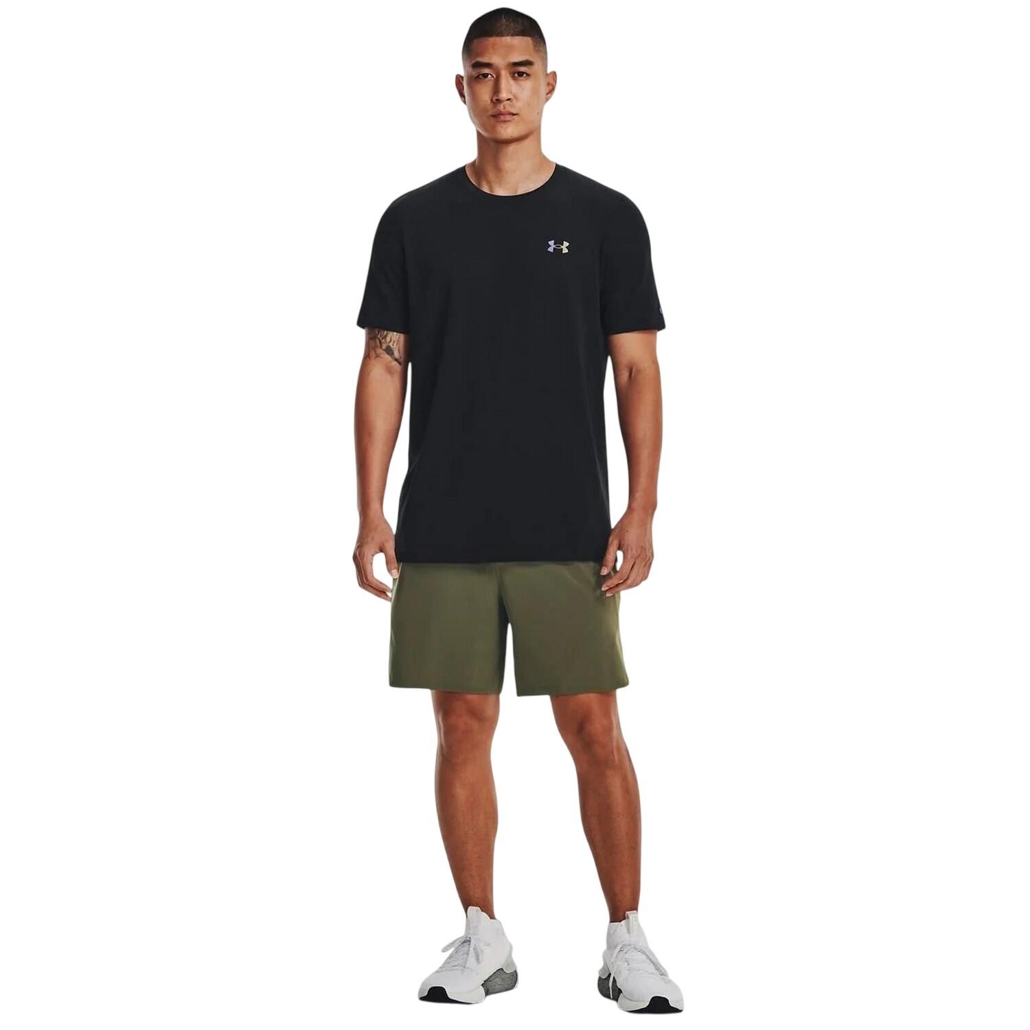 UNDER ARMOUR picture