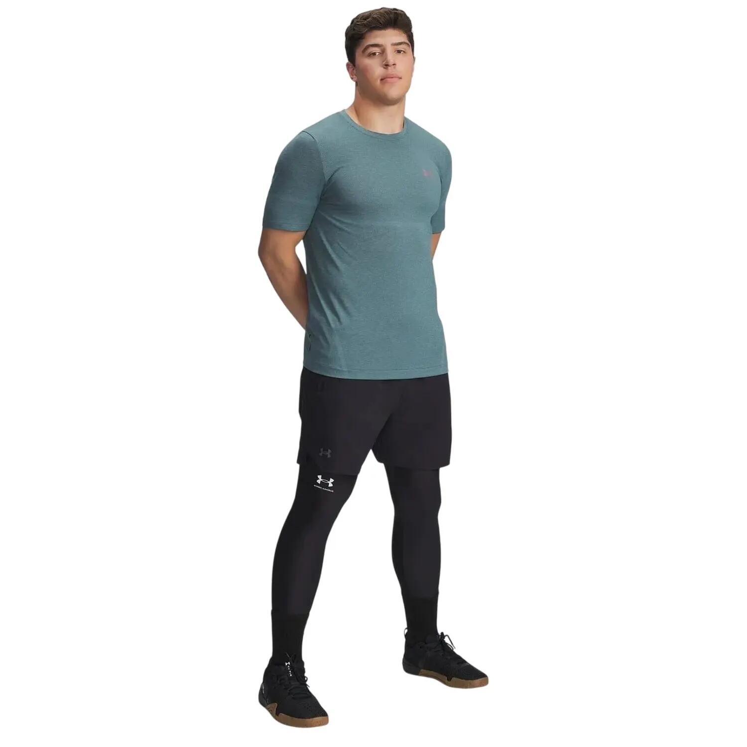 UNDER ARMOUR picture