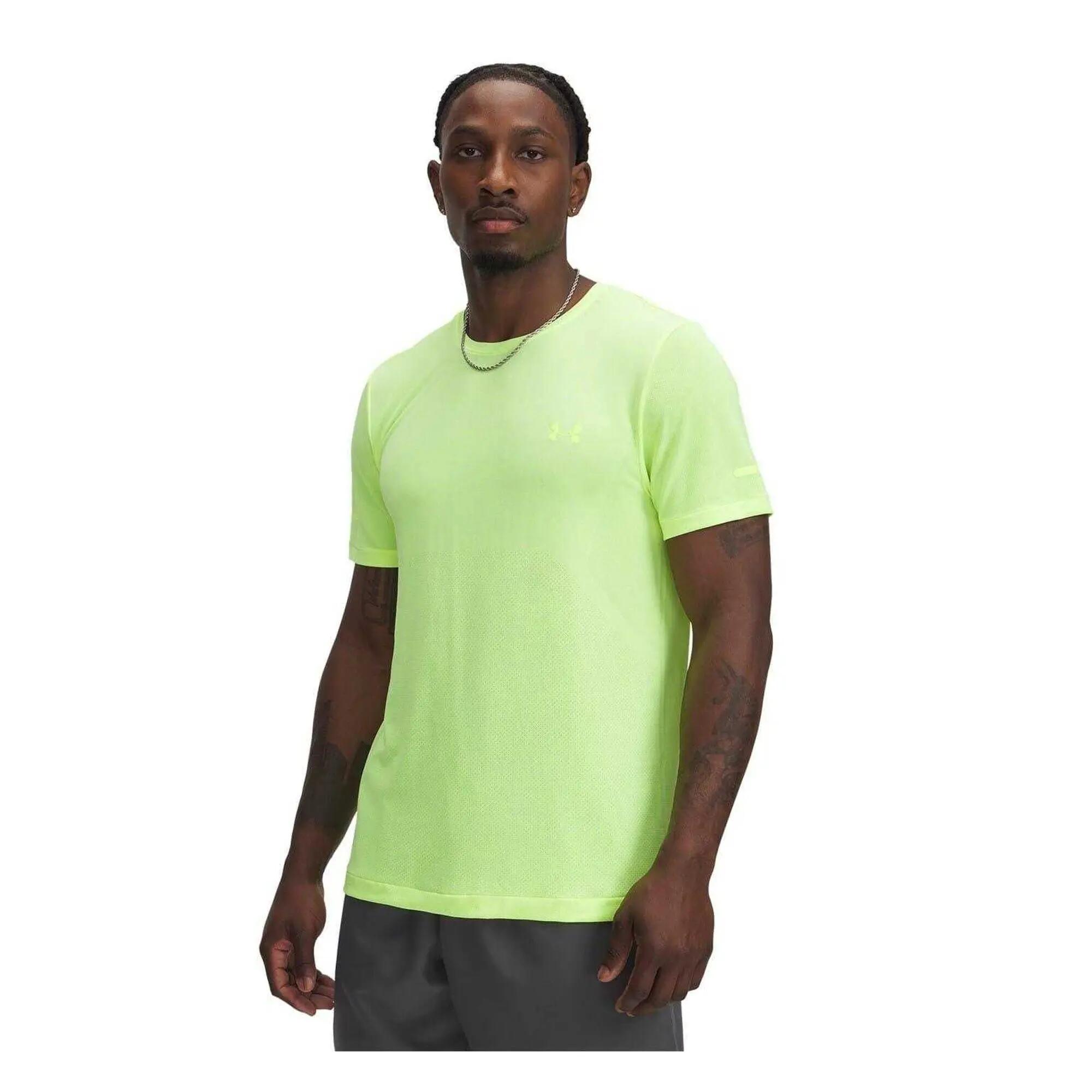 UNDER ARMOUR picture
