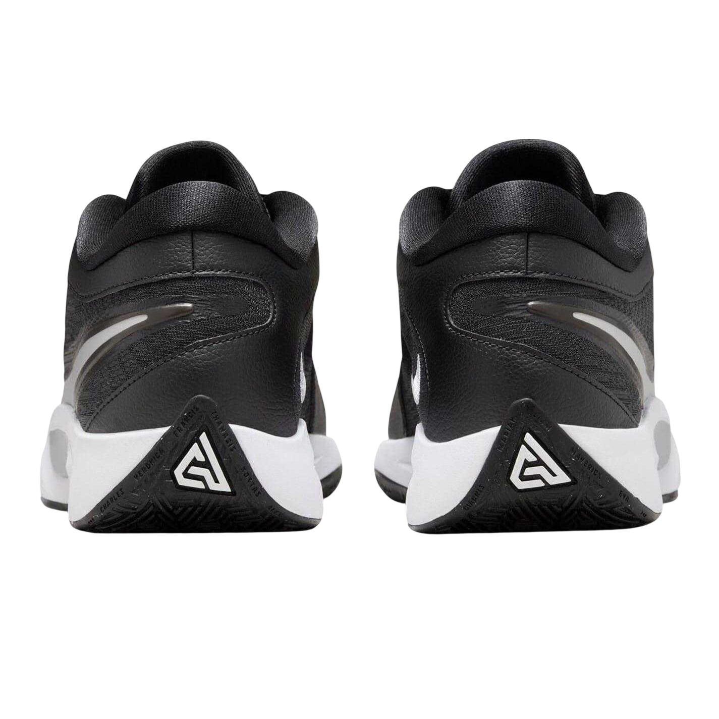 "Giannis Freak 6" Swoosh Basketball Schuhe für Herren Schwarz/Silber 2/5