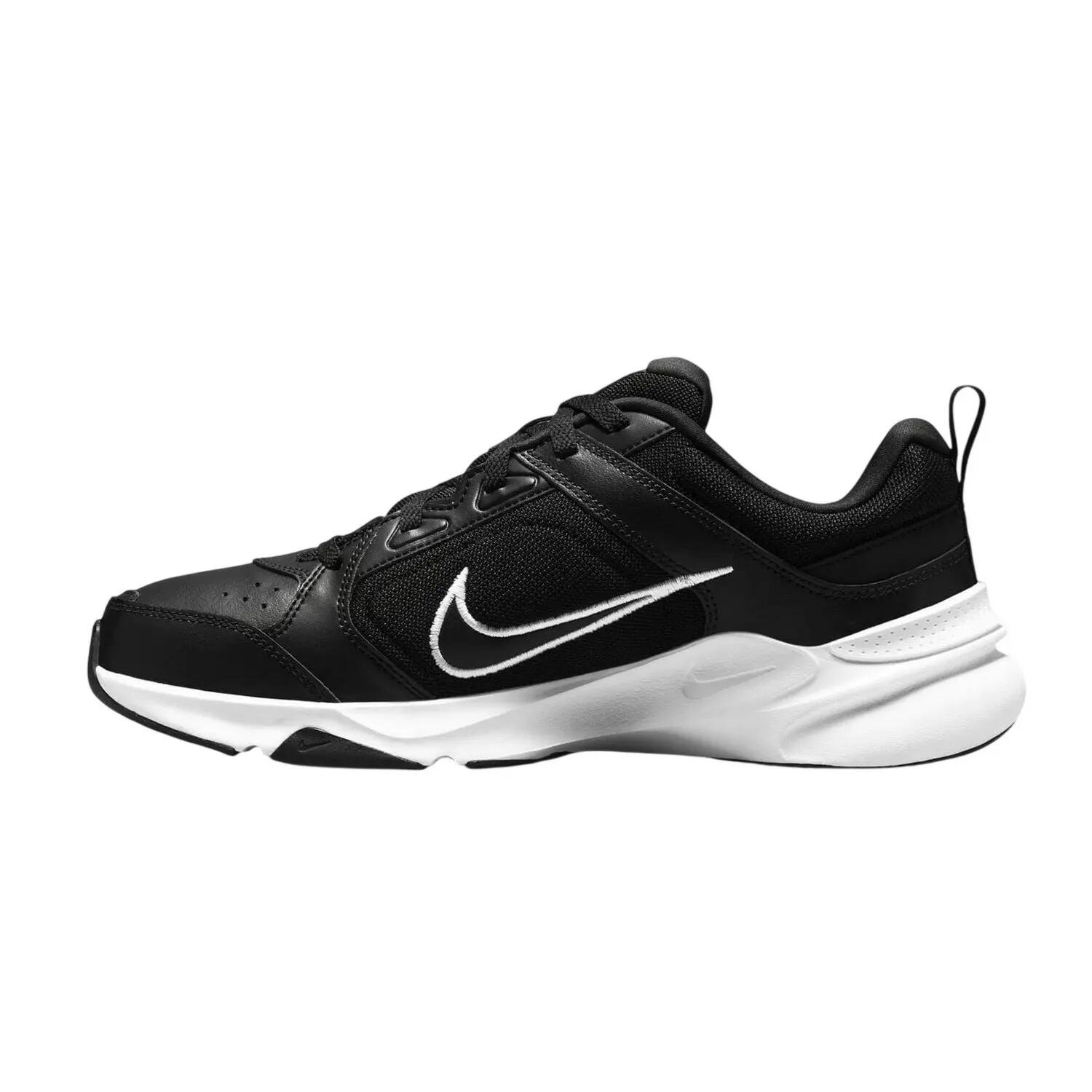 Scarpe SportiveUomo Nike Defy All Day Nero Bianco 3/7
