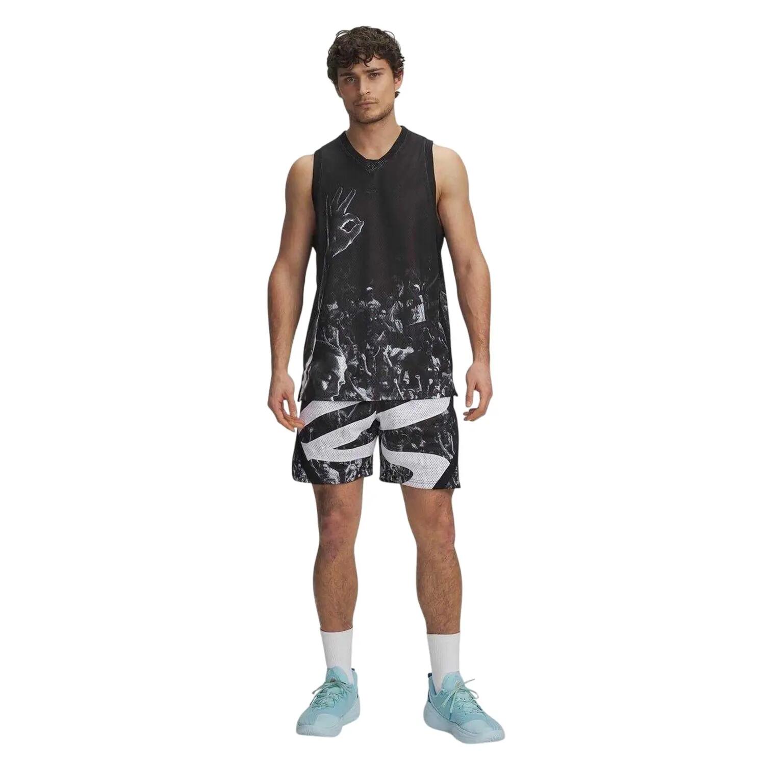 UNDER ARMOUR picture