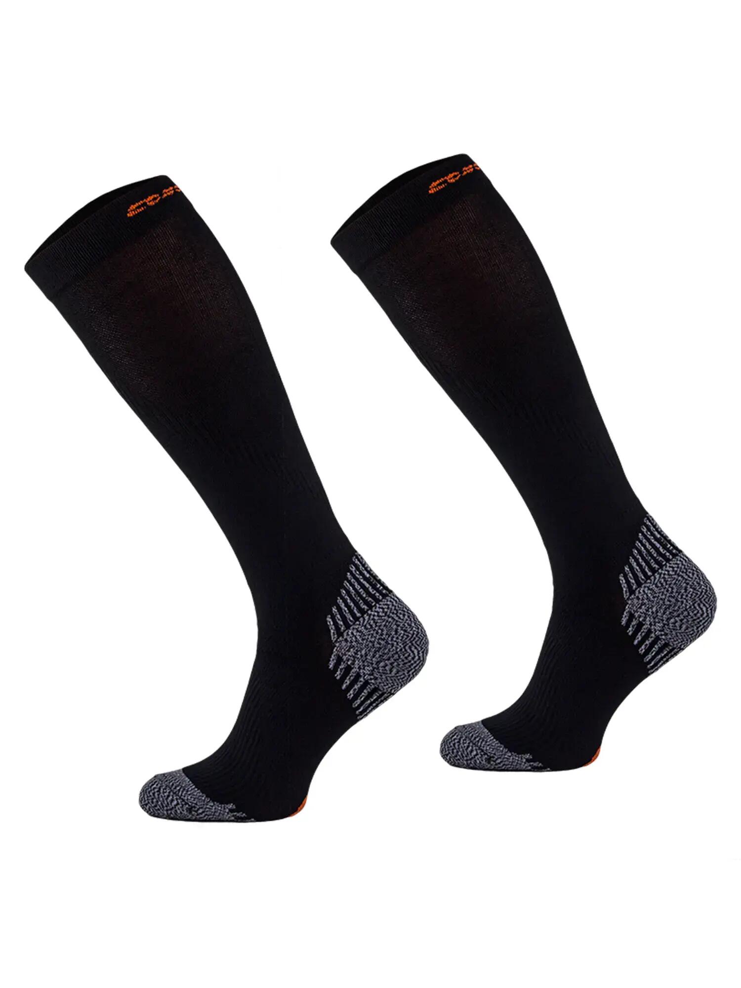 RUN COMPRESSION Kompressziós hosszú szárú futózokni +ezüstion 2/3