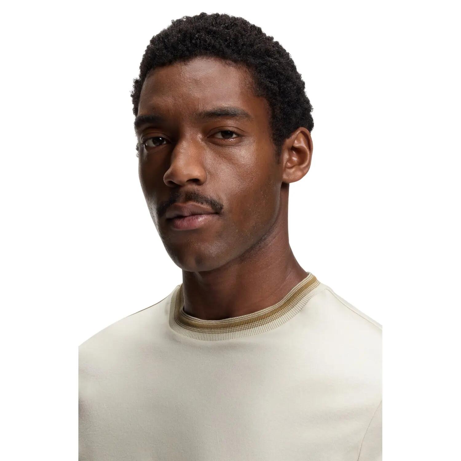 Tshirt Motif/style Rayure Contrastée Sur Bord Homme (Blanc) 4/4