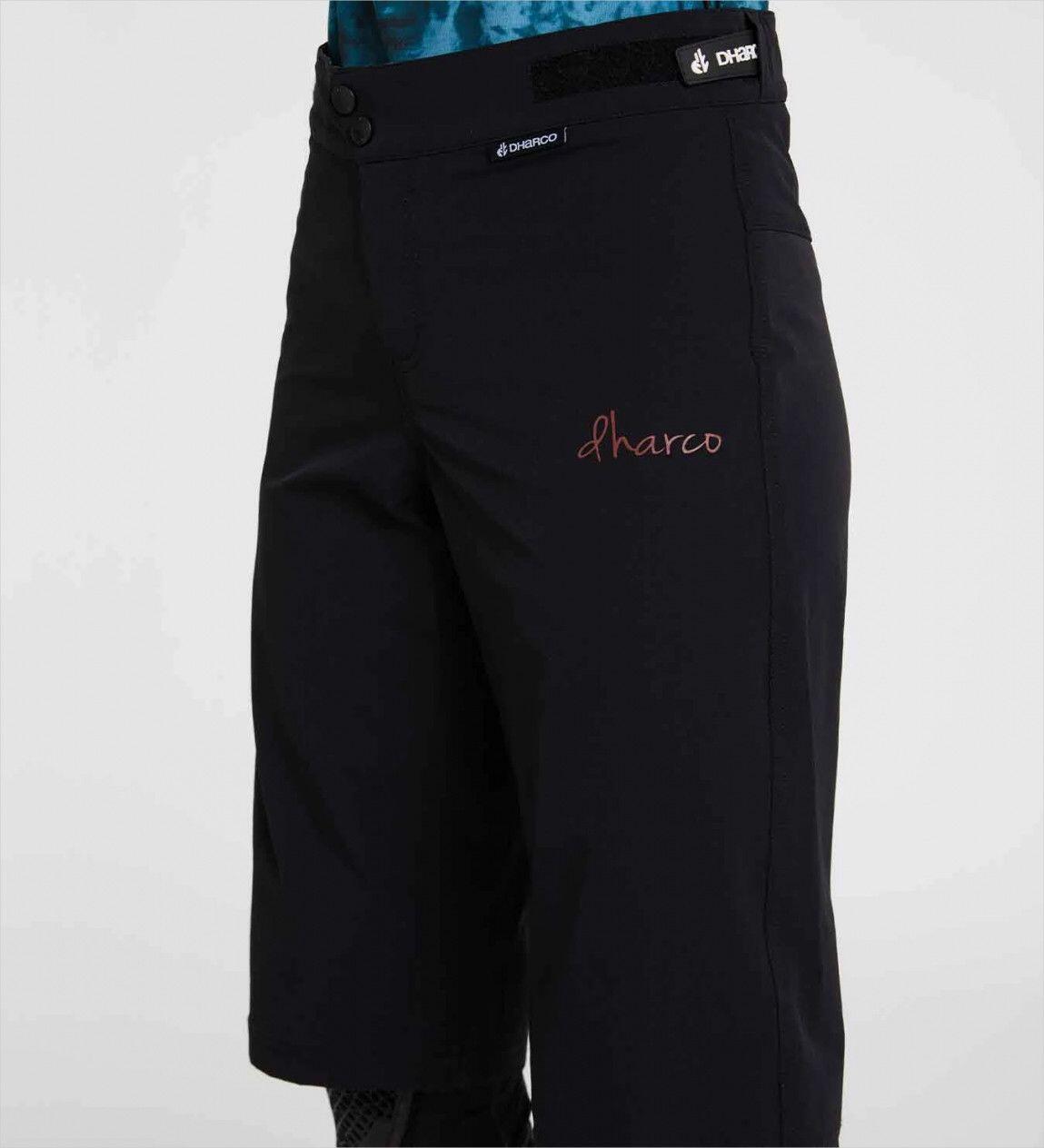 Pantaloncini Dharco Gravity da donna neri 3/5