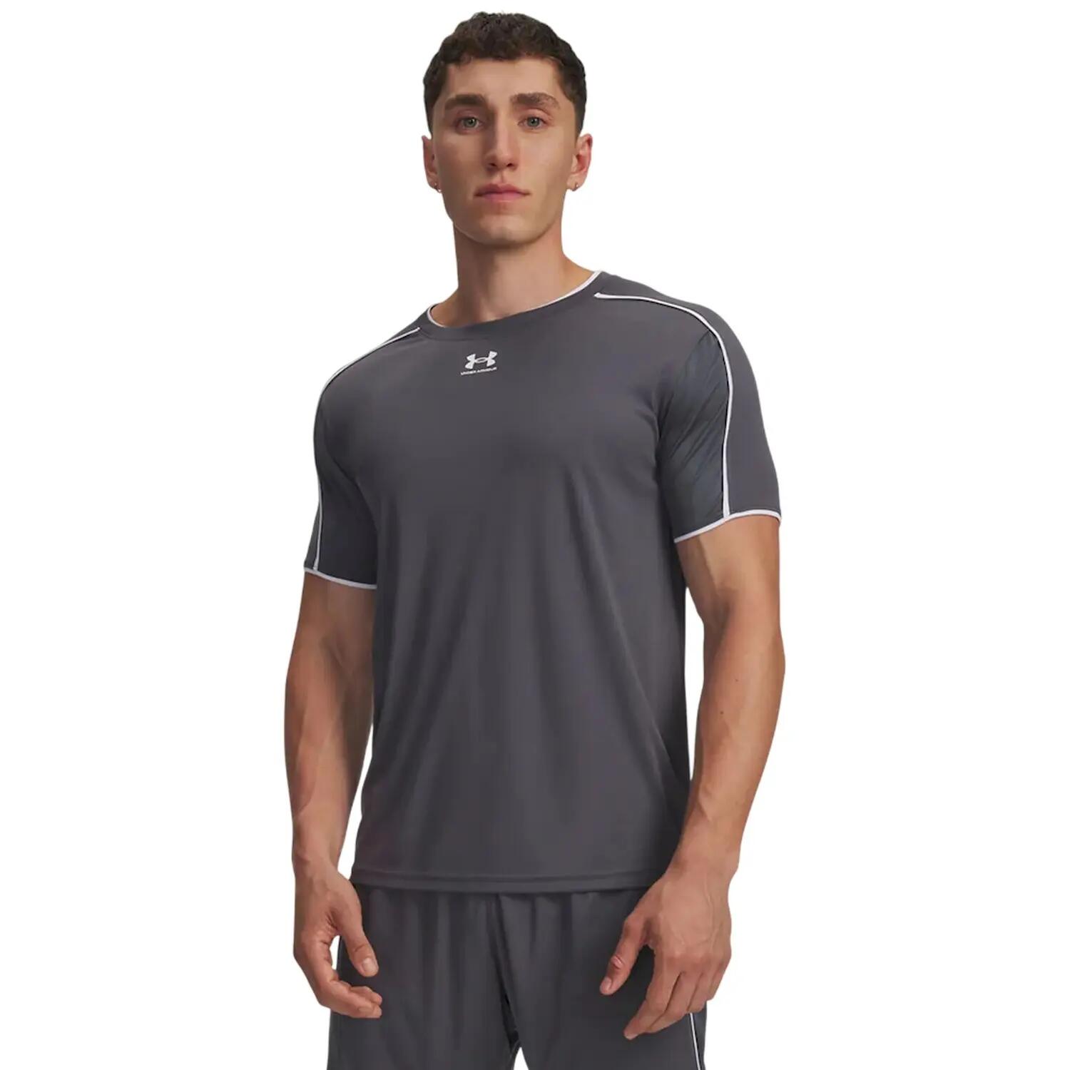 UNDER ARMOUR picture