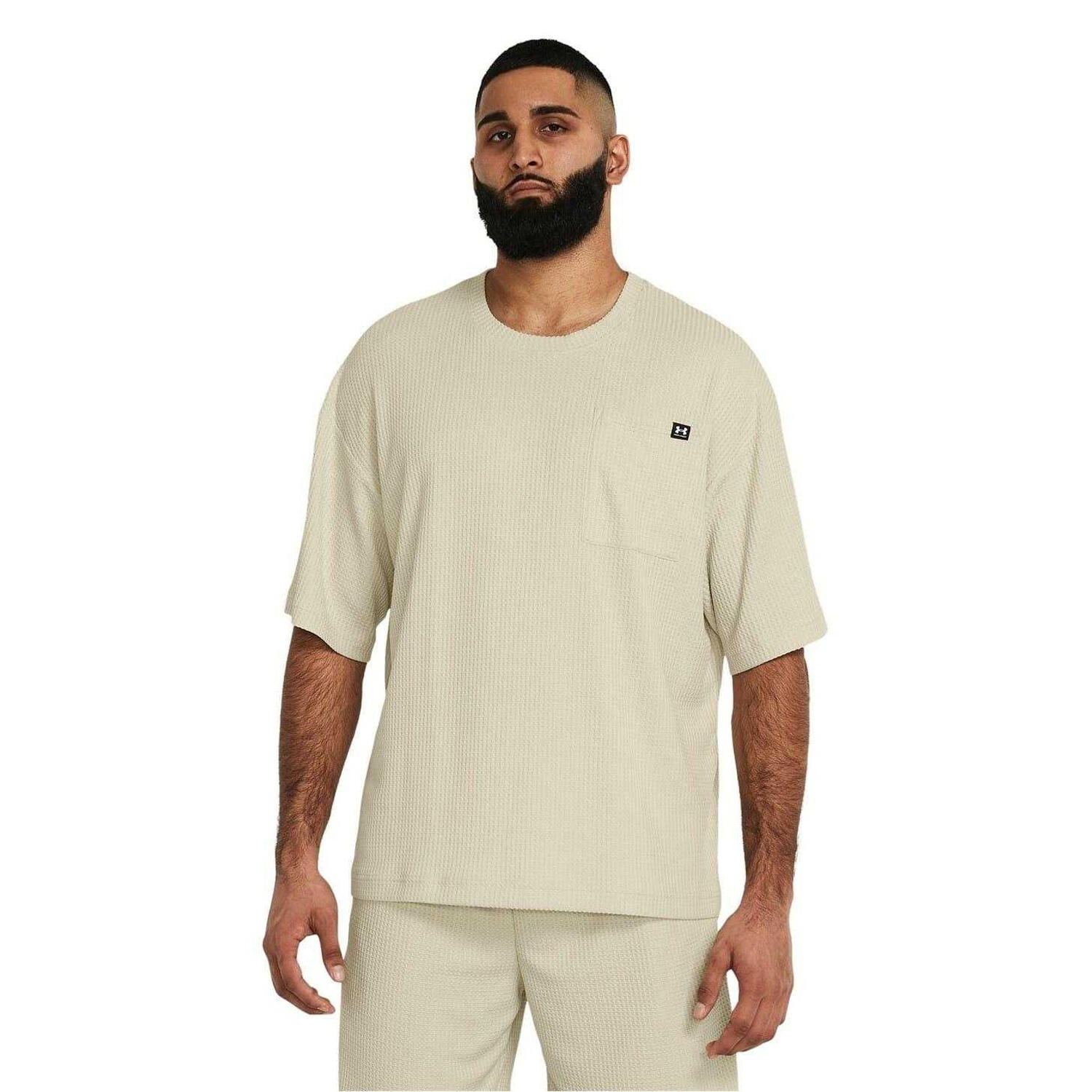 UNDER ARMOUR picture