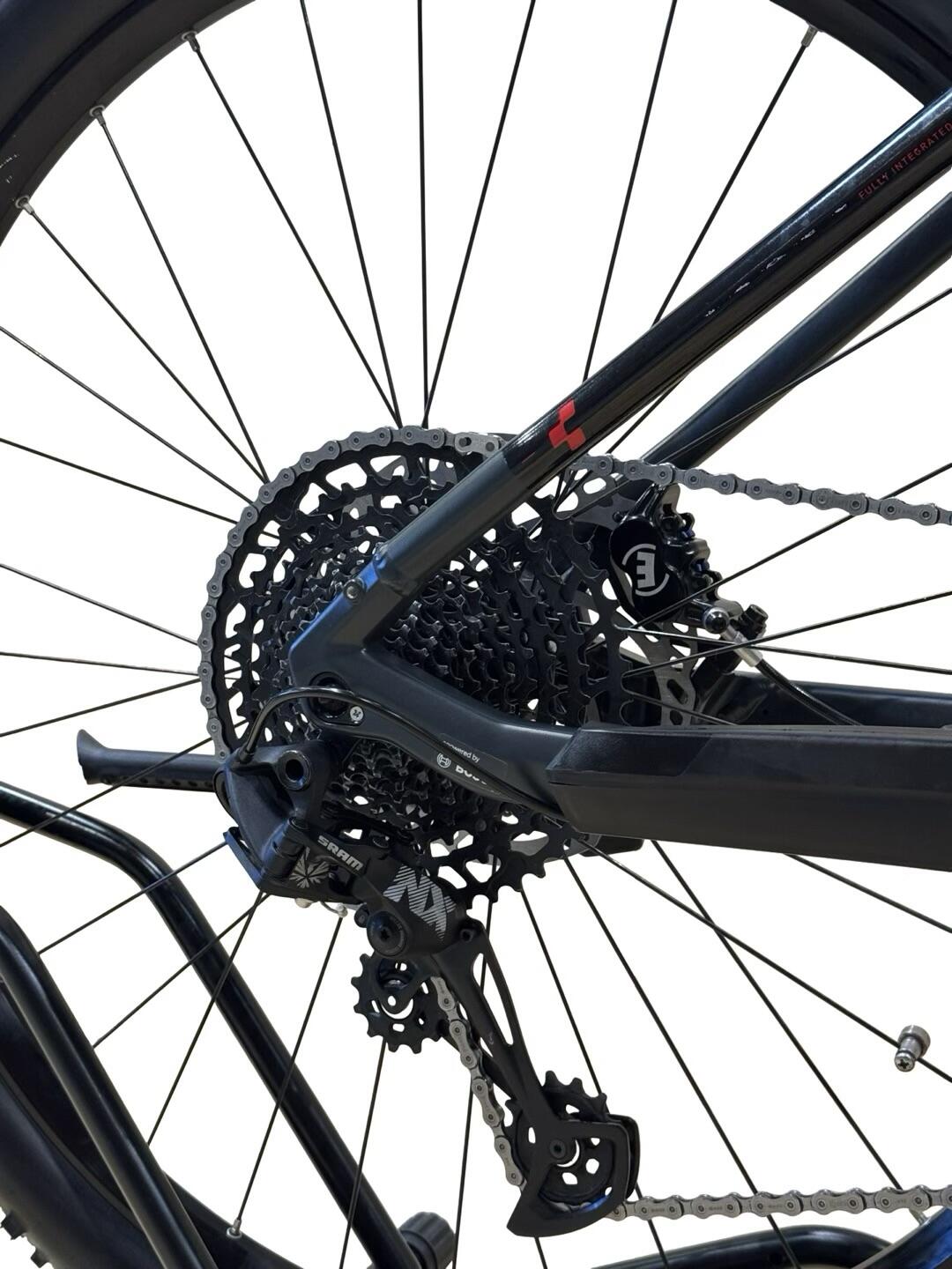 Segunda Vida -  Bicicleta E-montaña Cube Reaction Hybrid EXC 750 - Como nuevo 6/7